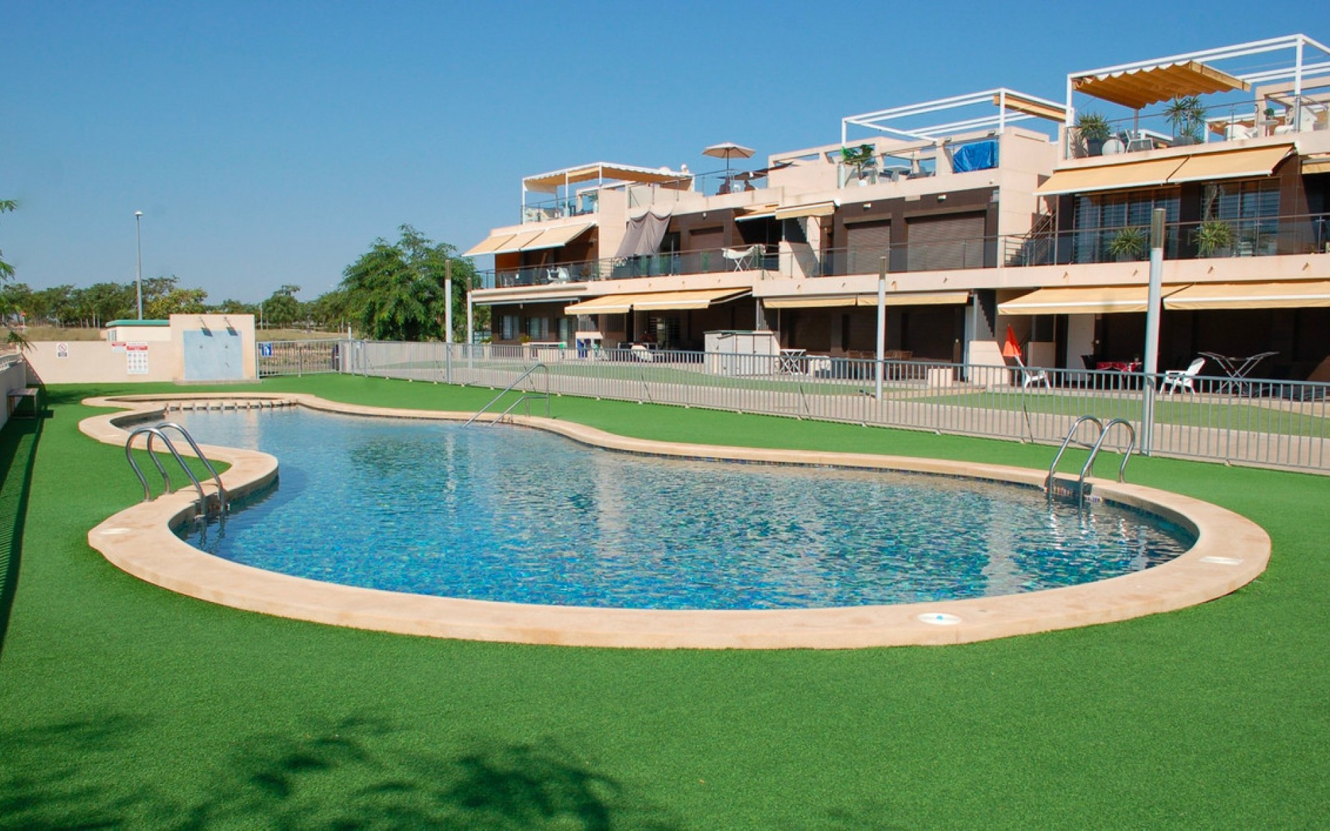Resale - Villa - Mil Palmeras