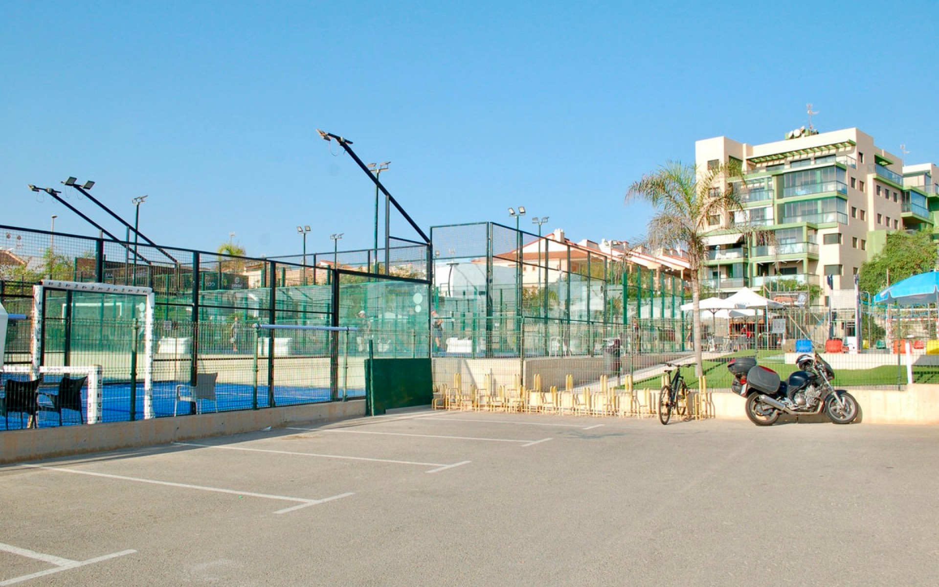 Resale - Villa - Mil Palmeras