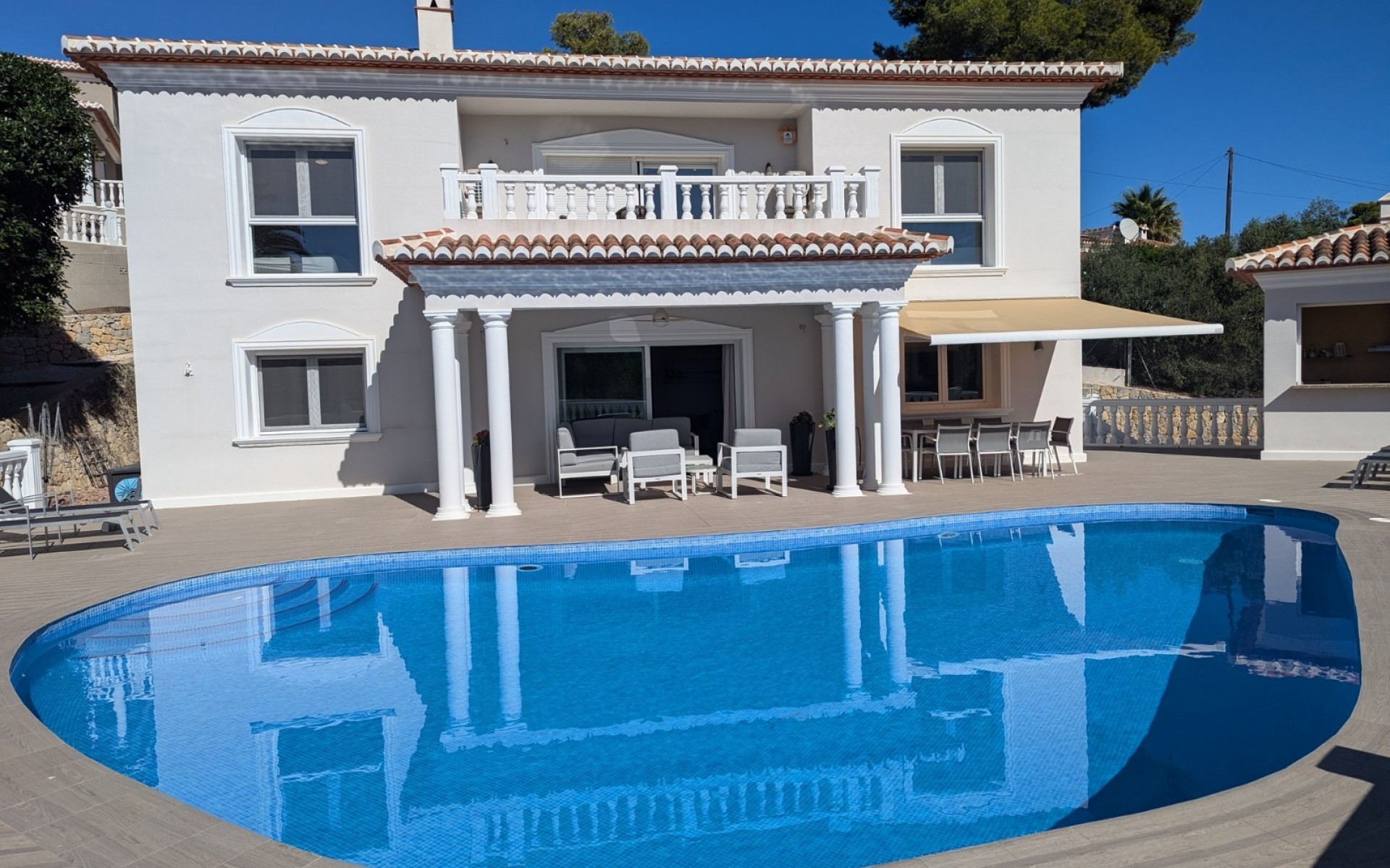 Resale - Villa - Moraira