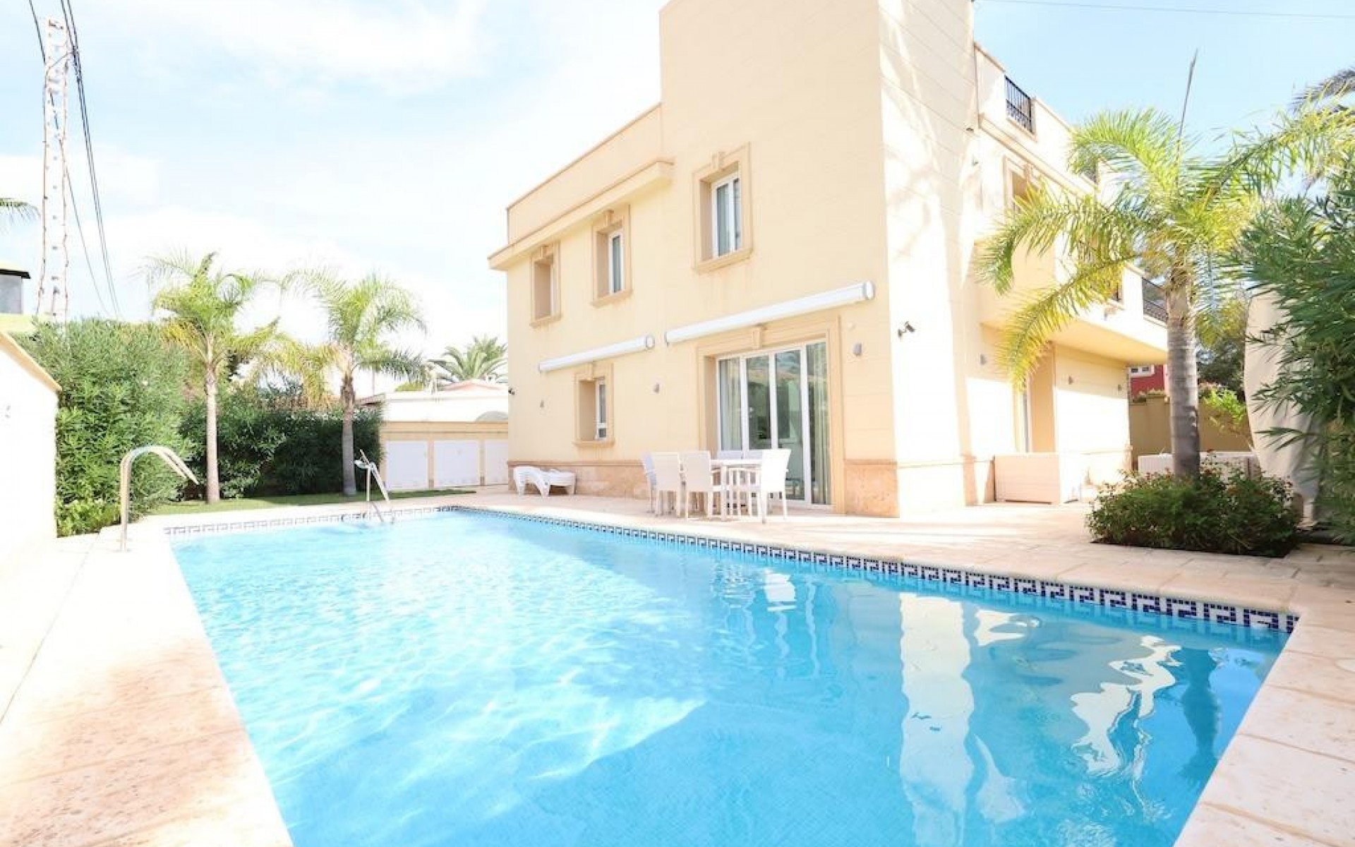 Resale - Villa - Orihuela - Cabo Roig