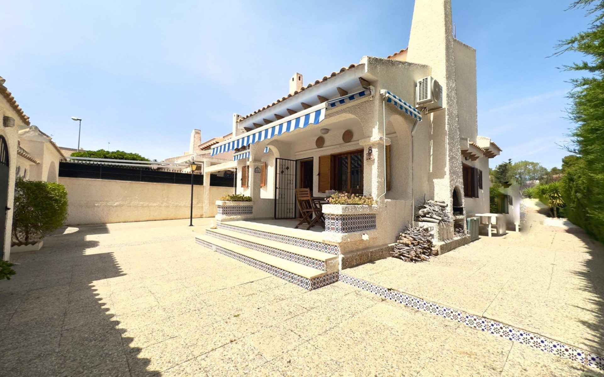 Resale - Villa - Orihuela - Cabo Roig