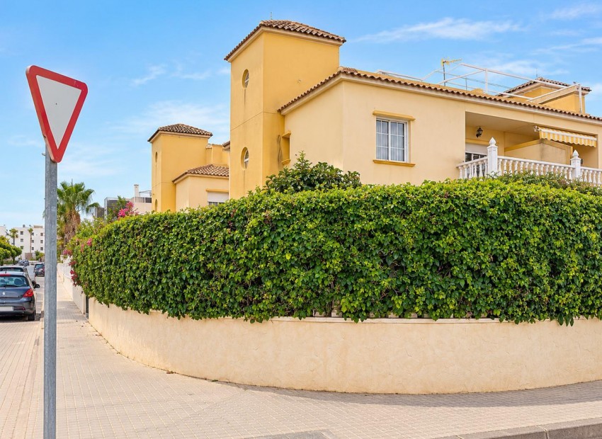 Resale - Villa - Orihuela - Cabo Roig