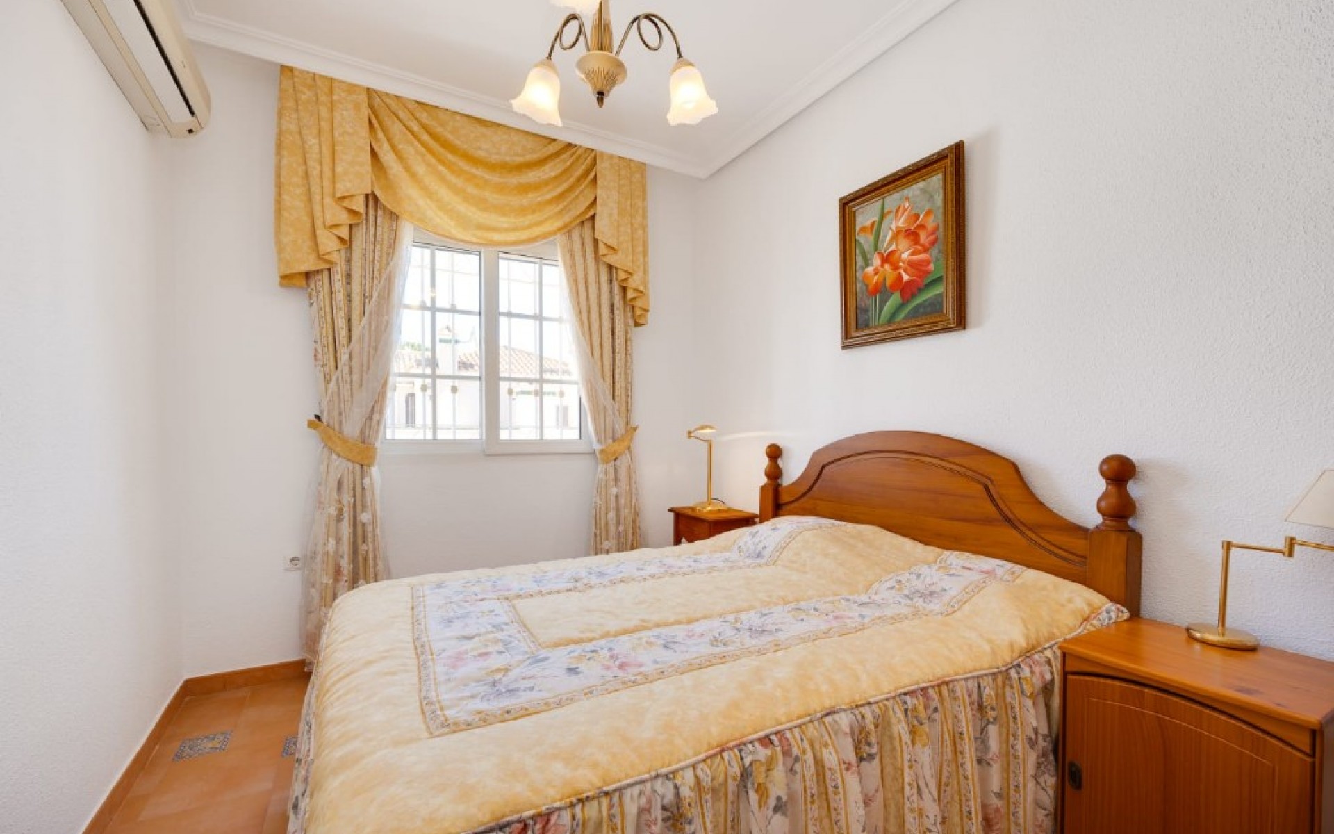 Resale - Villa - Orihuela Costa - La Zenia