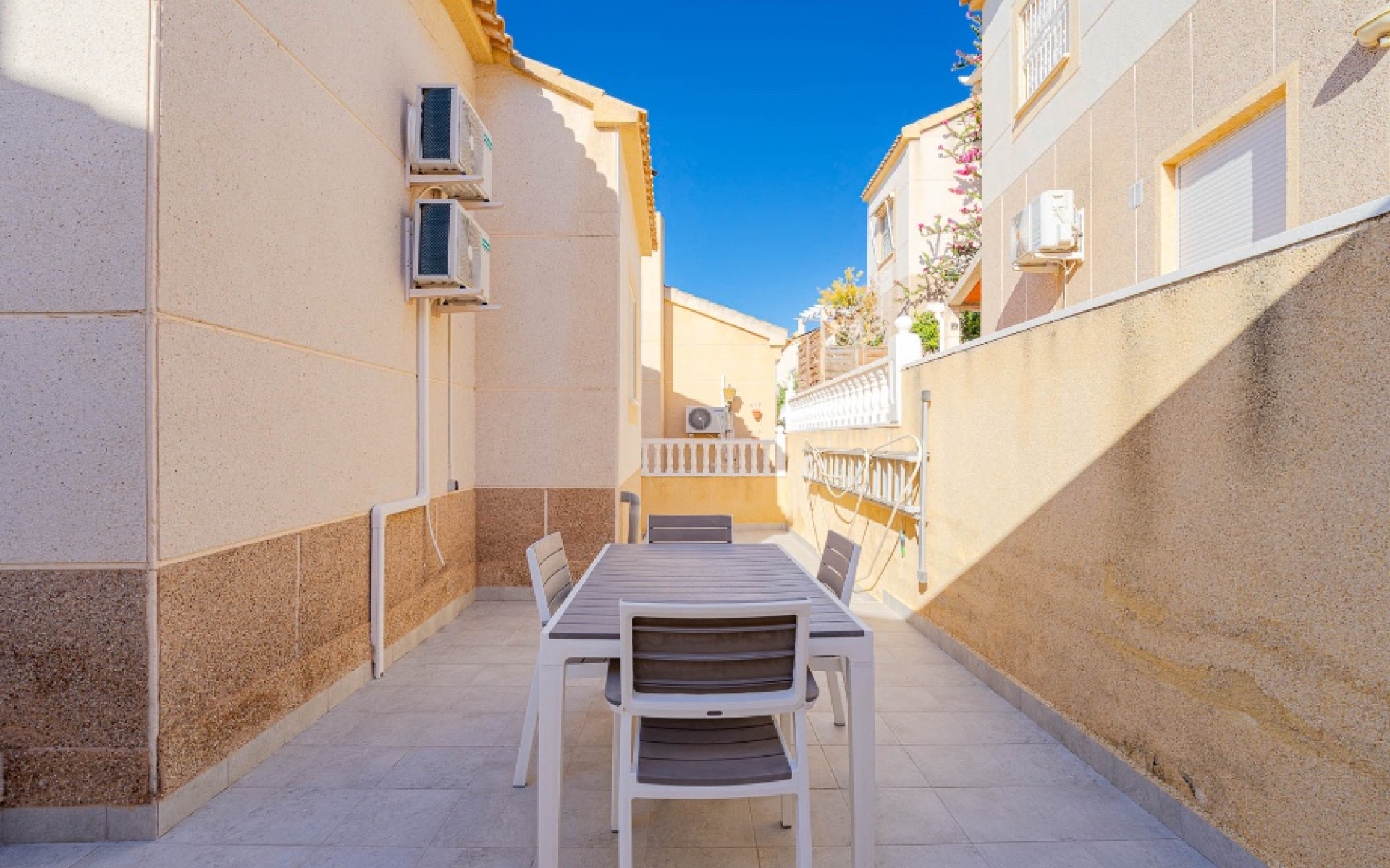 Resale - Villa - Orihuela Costa - Los Altos