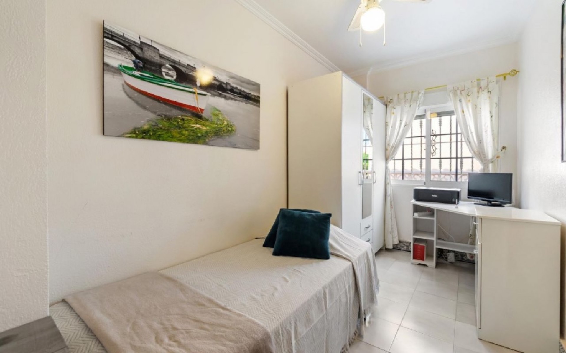 Resale - Villa - Orihuela Costa - Playa Flamenca