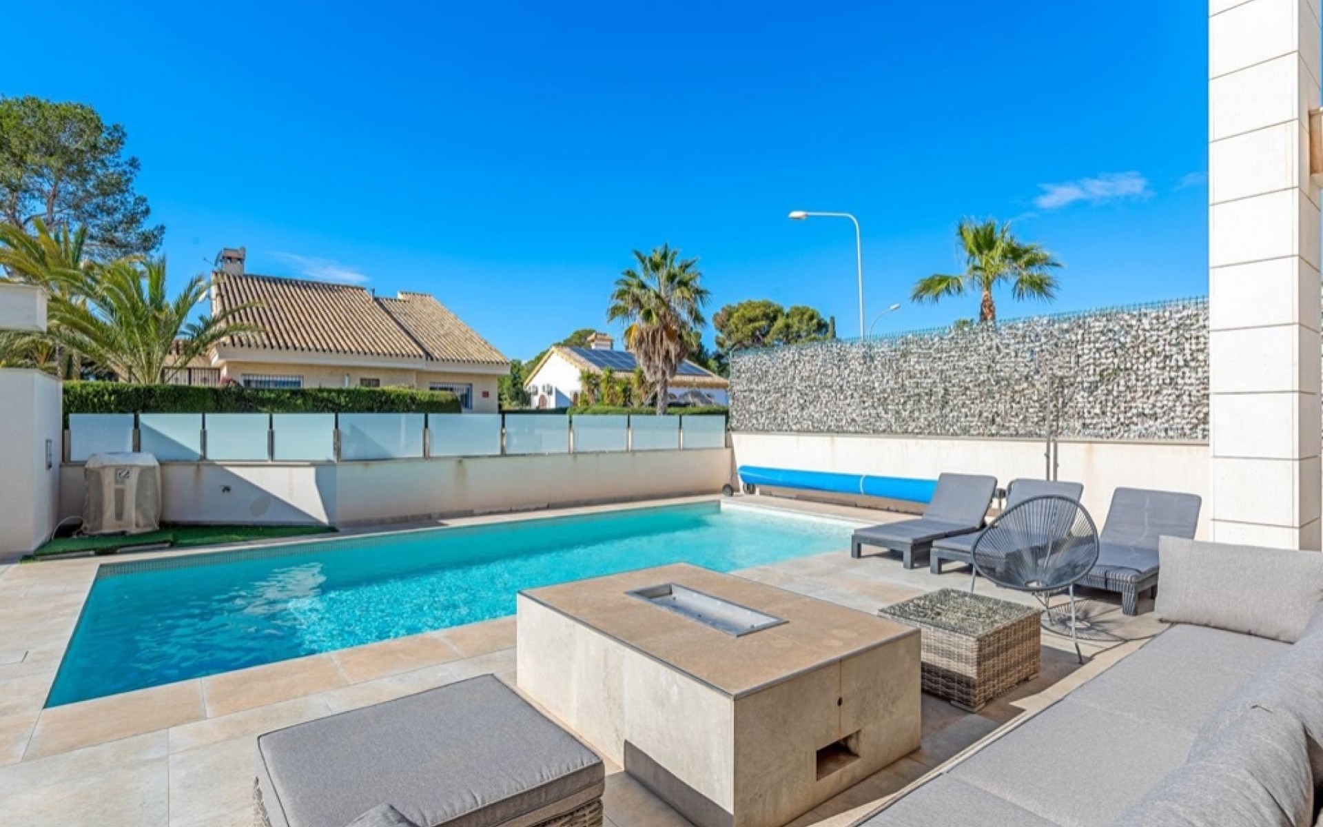 Resale - Villa - Orihuela Costa - Villamartin