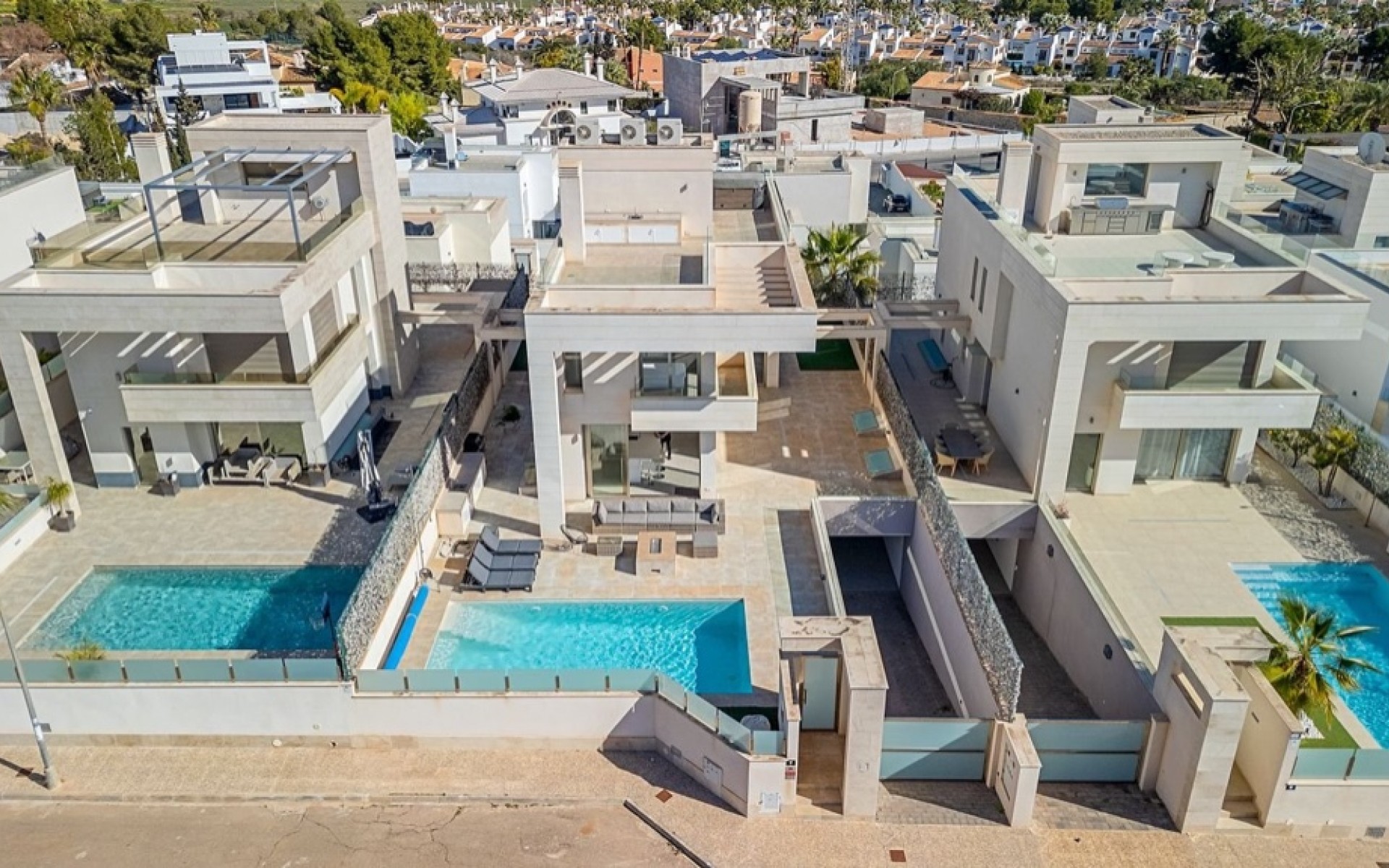 Resale - Villa - Orihuela Costa - Villamartin