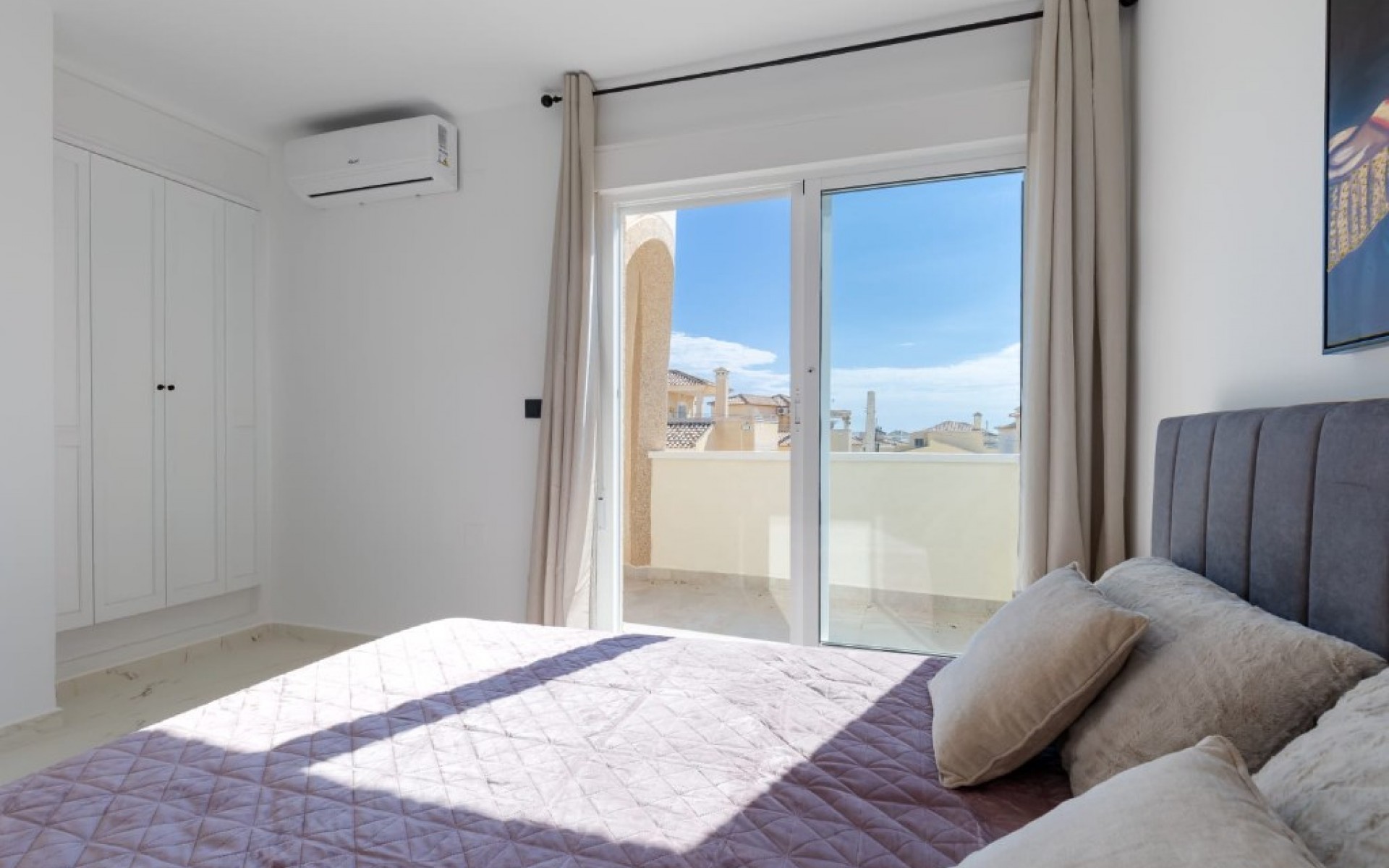 Resale - Villa - Orihuela Costa - Villamartin