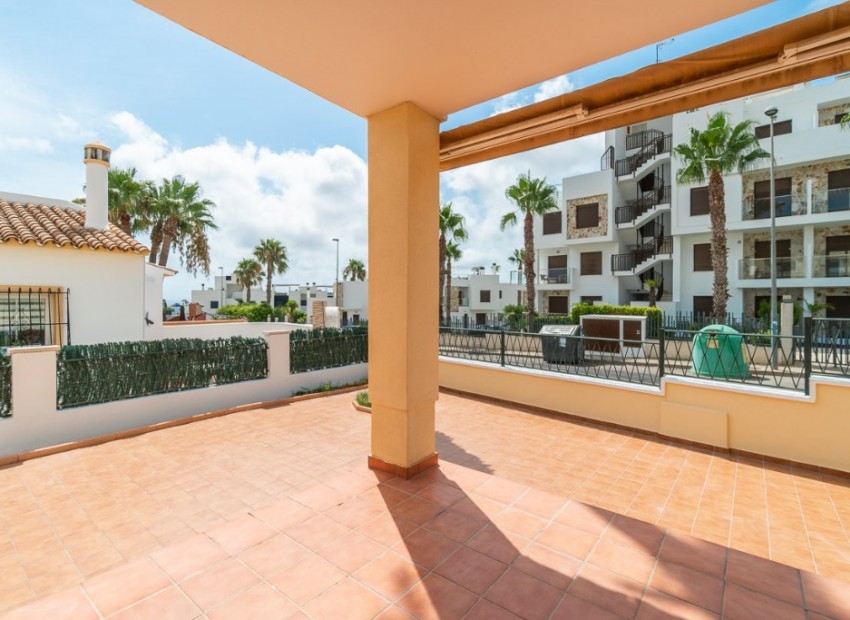 Resale - Villa - Orihuela Costa - Villamartin