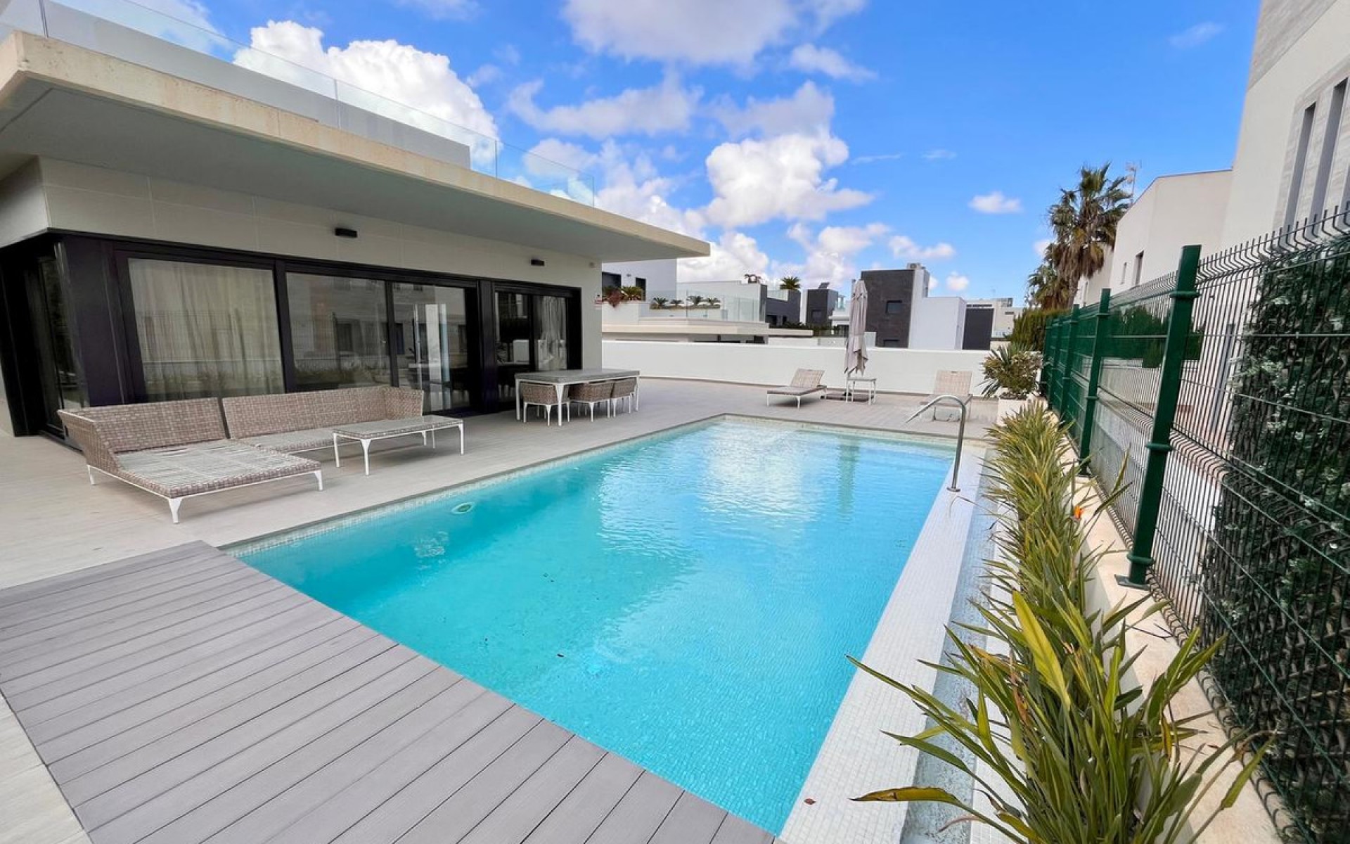 Resale - Villa - Orihuela - Dehesa de Campoamor