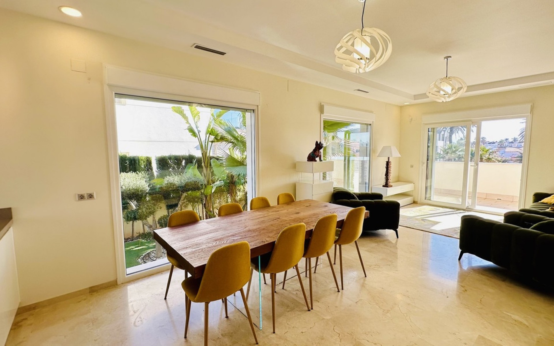 Resale - Villa - Orihuela - La Zenia