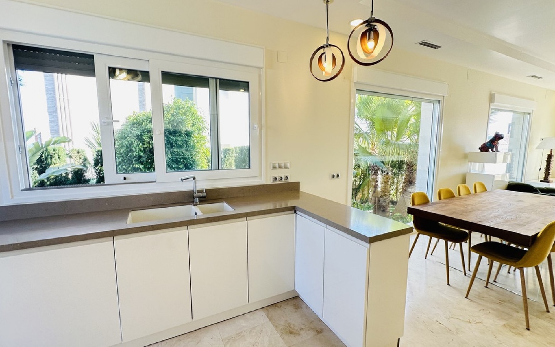 Resale - Villa - Orihuela - La Zenia