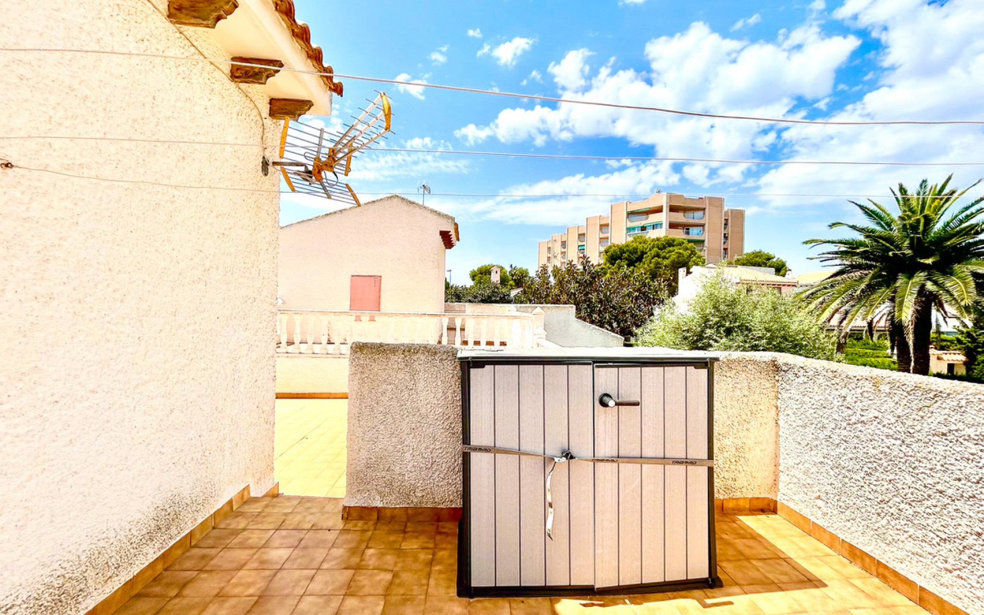 Resale - Villa - Orihuela - La Zenia