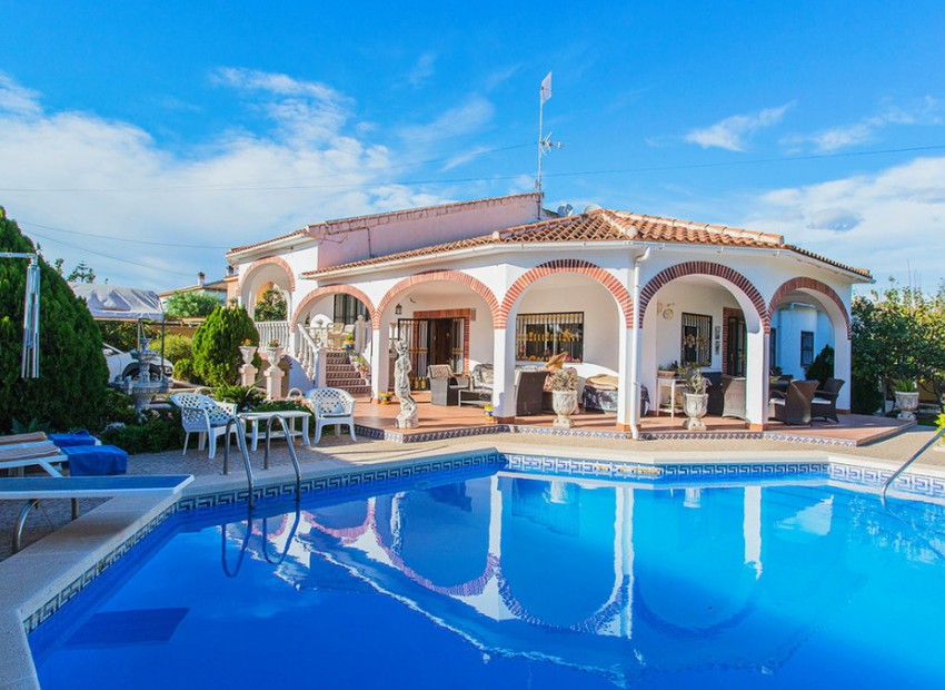 Resale - Villa - Orihuela - Los Balcones