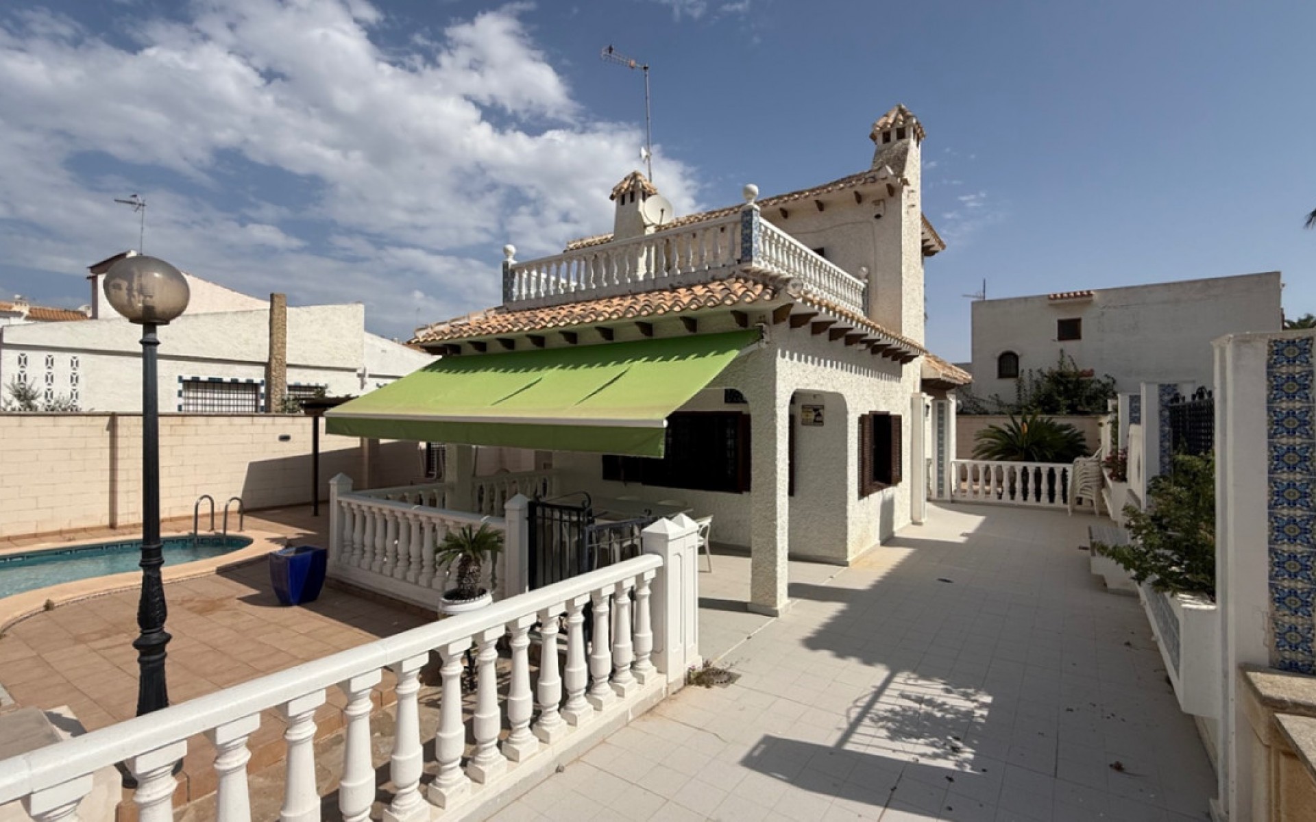 Resale - Villa - Orihuela - Orihuela Centro