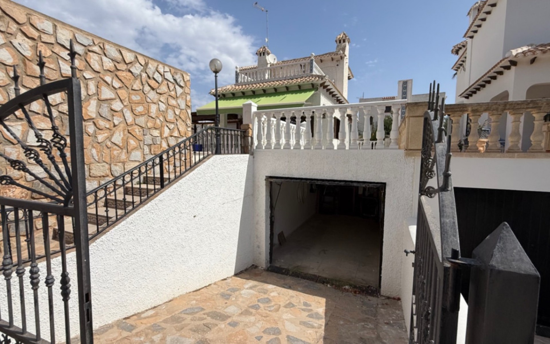 Resale - Villa - Orihuela - Orihuela Centro