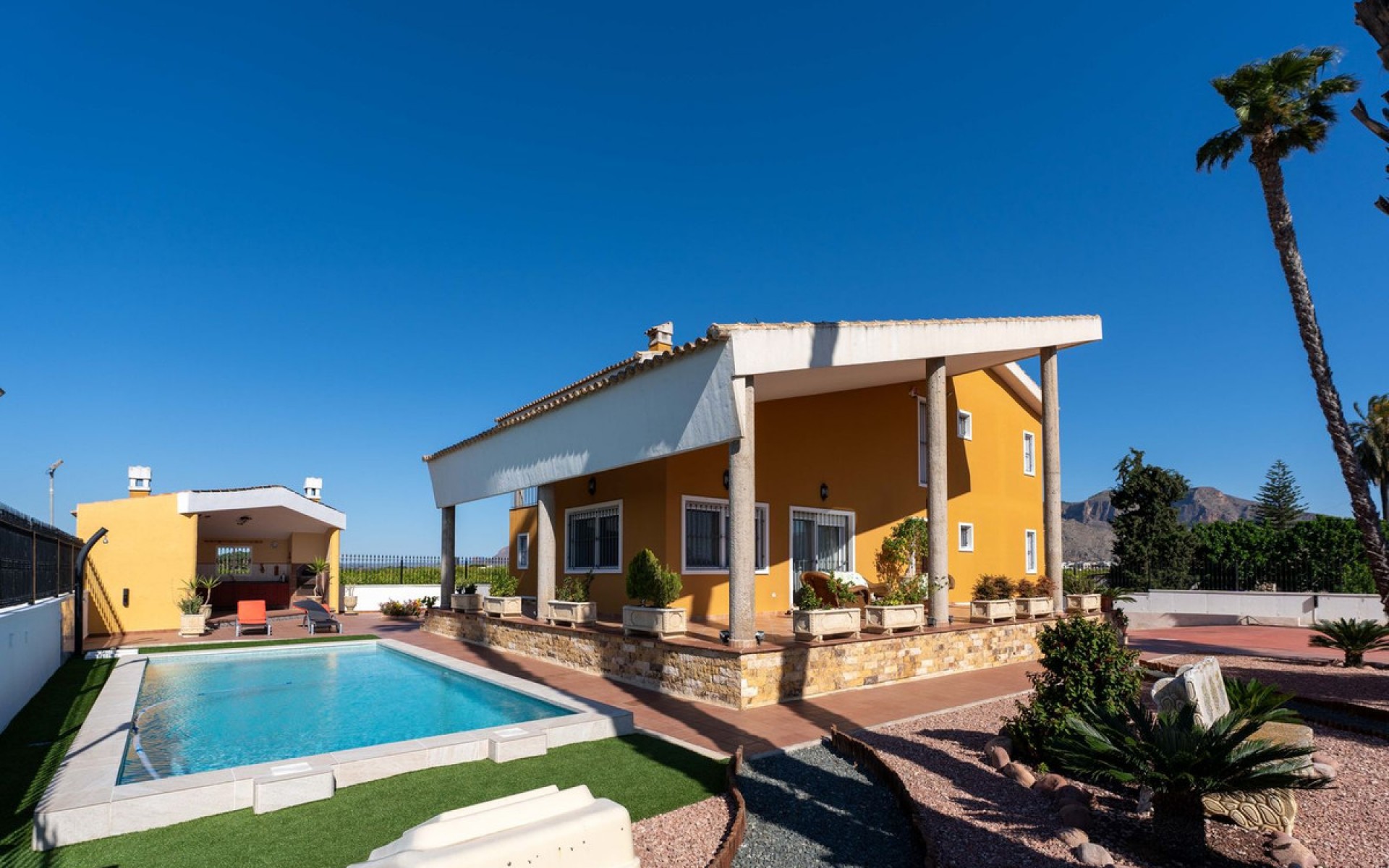 Resale - Villa - Orihuela - Orihuela Centro