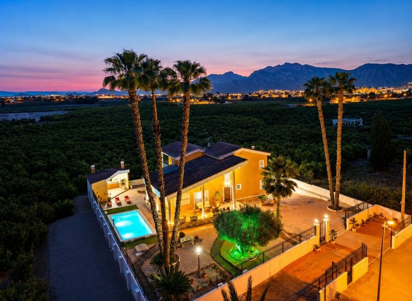 Resale - Villa - Orihuela - Orihuela Centro
