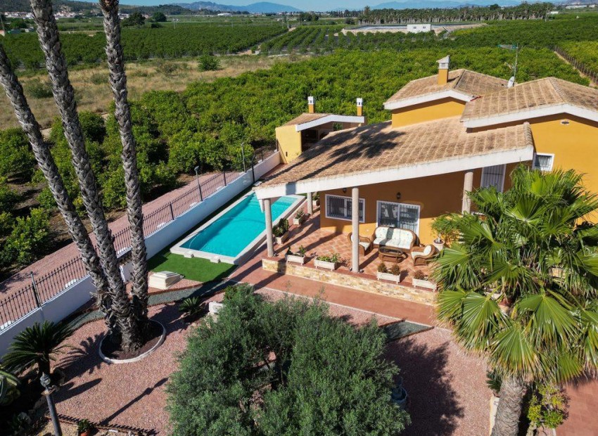 Resale - Villa - Orihuela - Orihuela Centro
