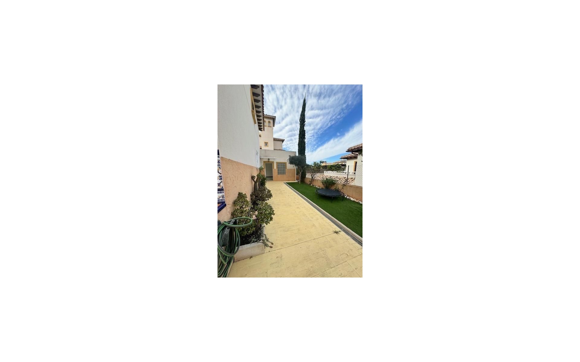 Resale - Villa - Orihuela - Orihuela Costa