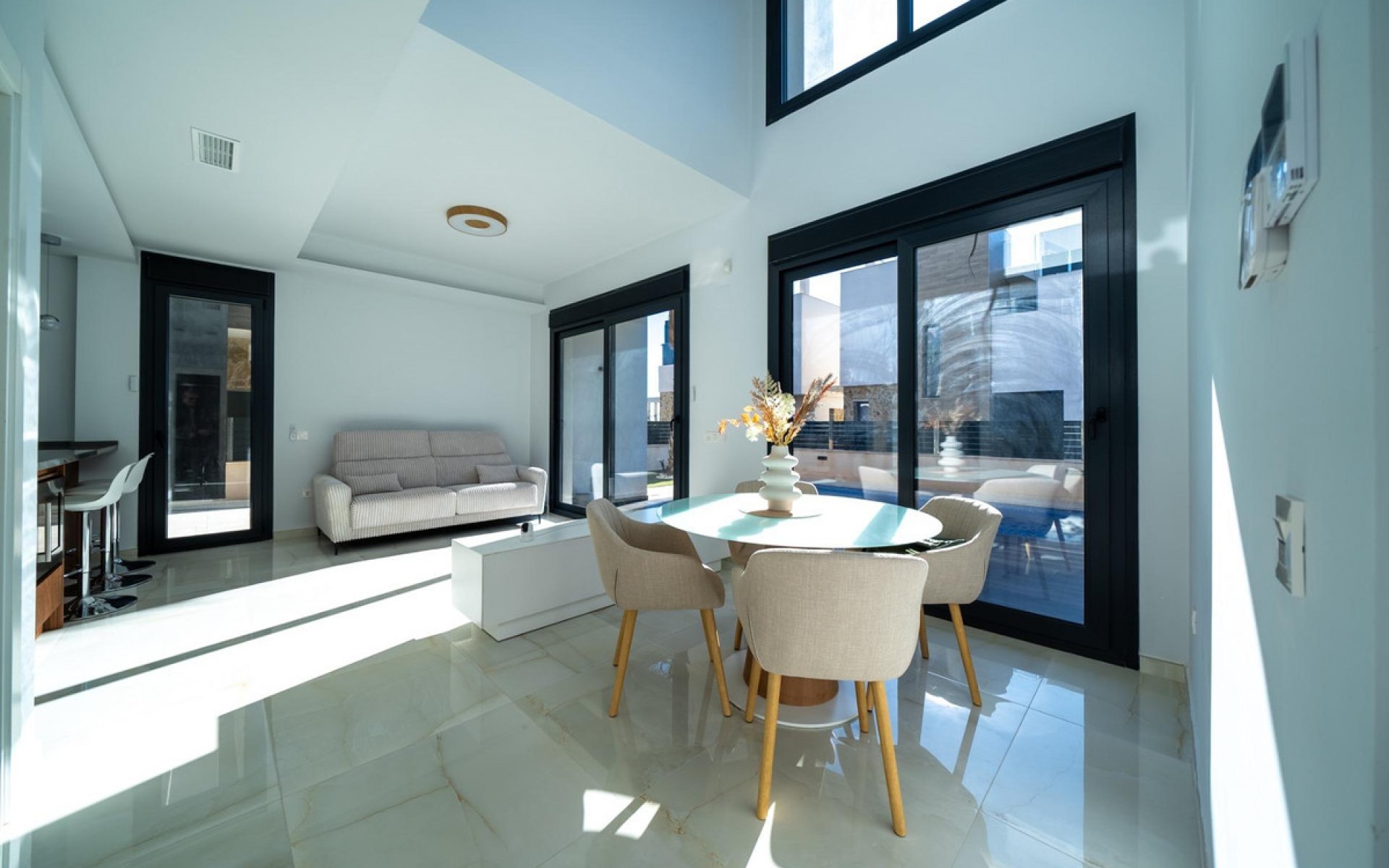 Resale - Villa - Orihuela - Orihuela Costa