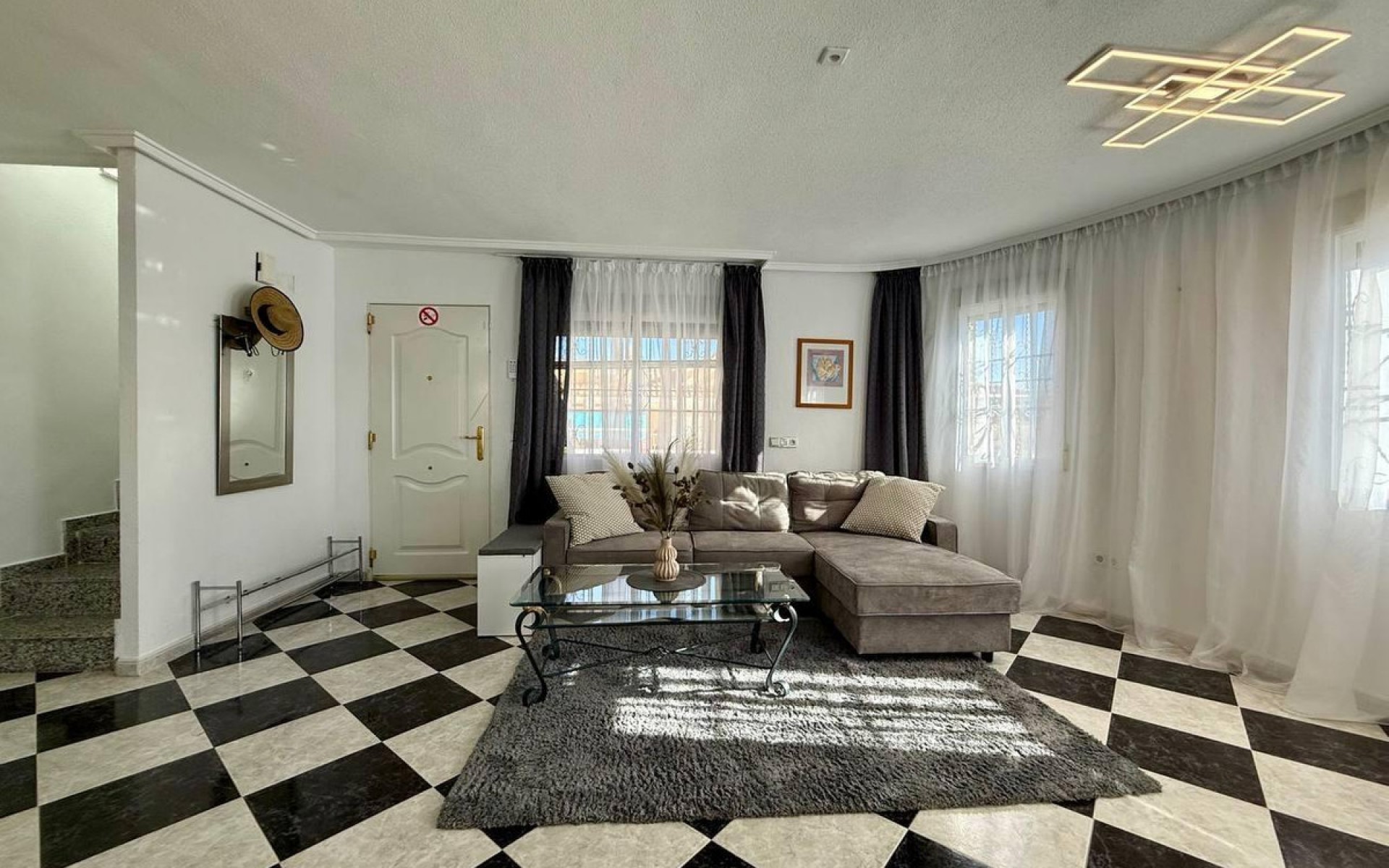 Resale - Villa - Orihuela - Orihuela Costa