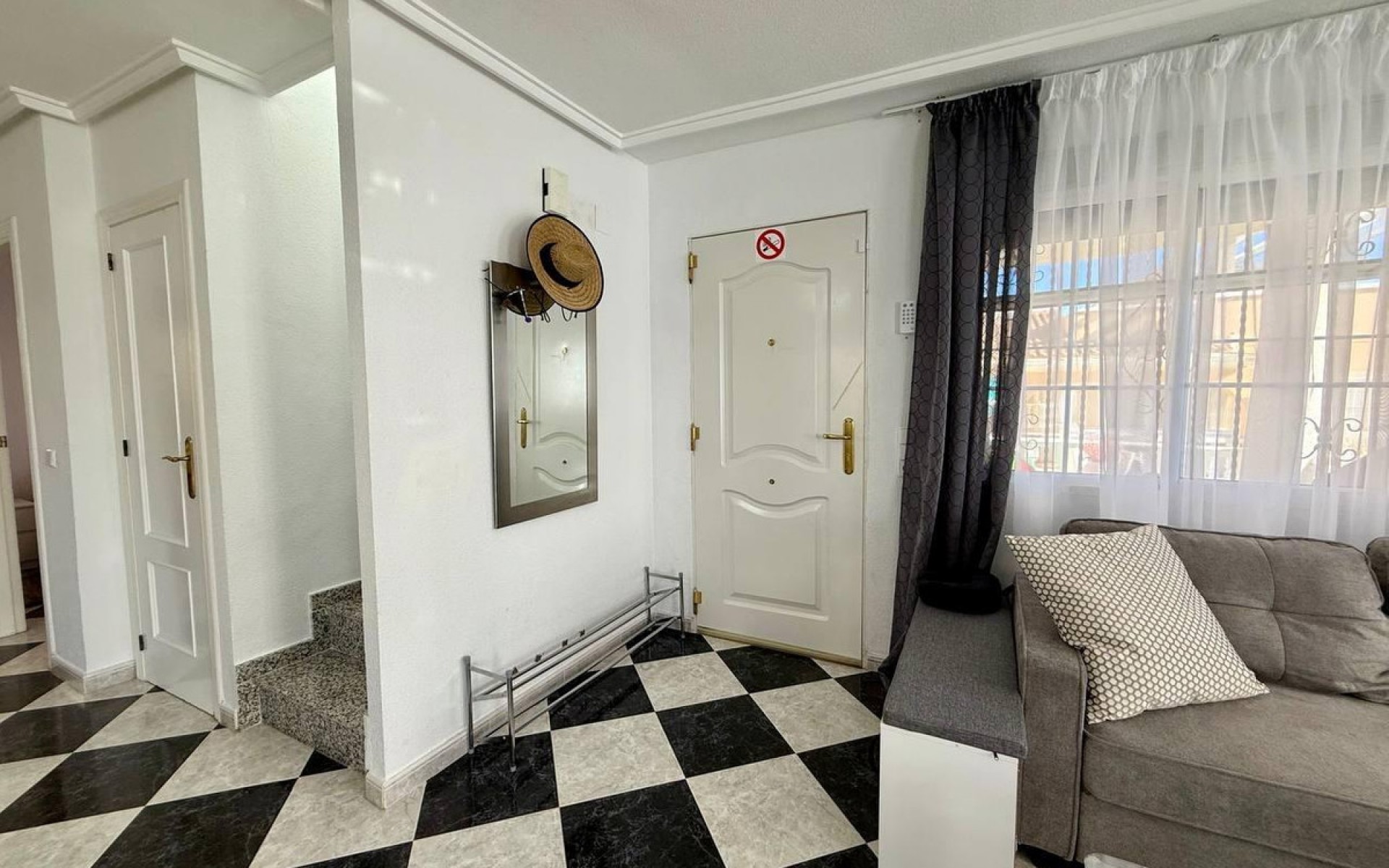 Resale - Villa - Orihuela - Orihuela Costa