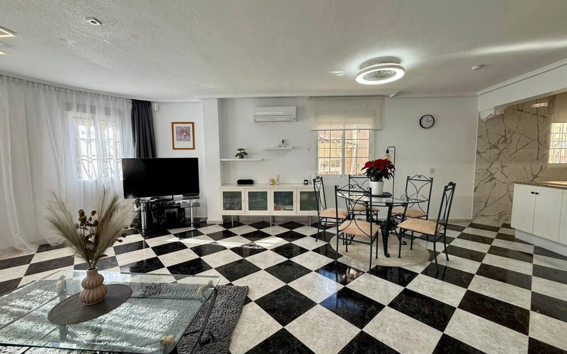 Resale - Villa - Orihuela - Orihuela Costa