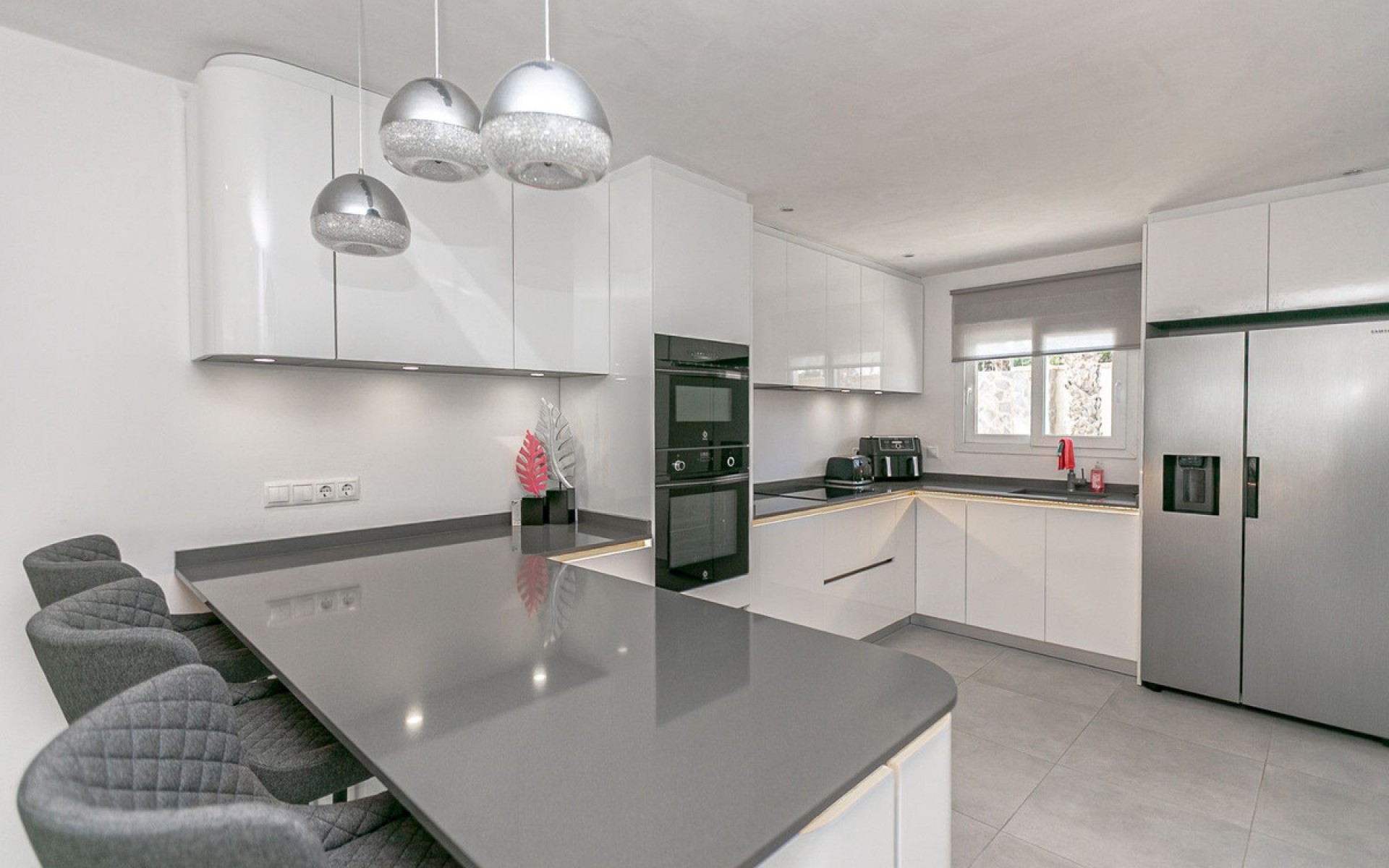 Resale - Villa - Orihuela - Orihuela Costa