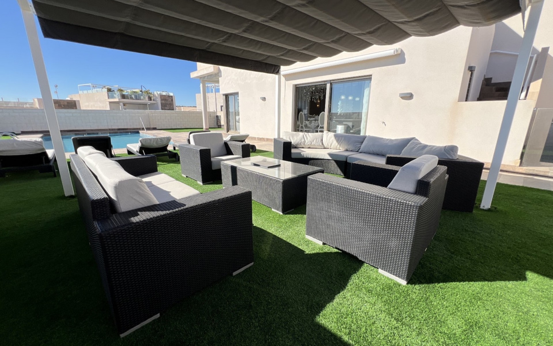 Resale - Villa - Orihuela - Orihuela Costa