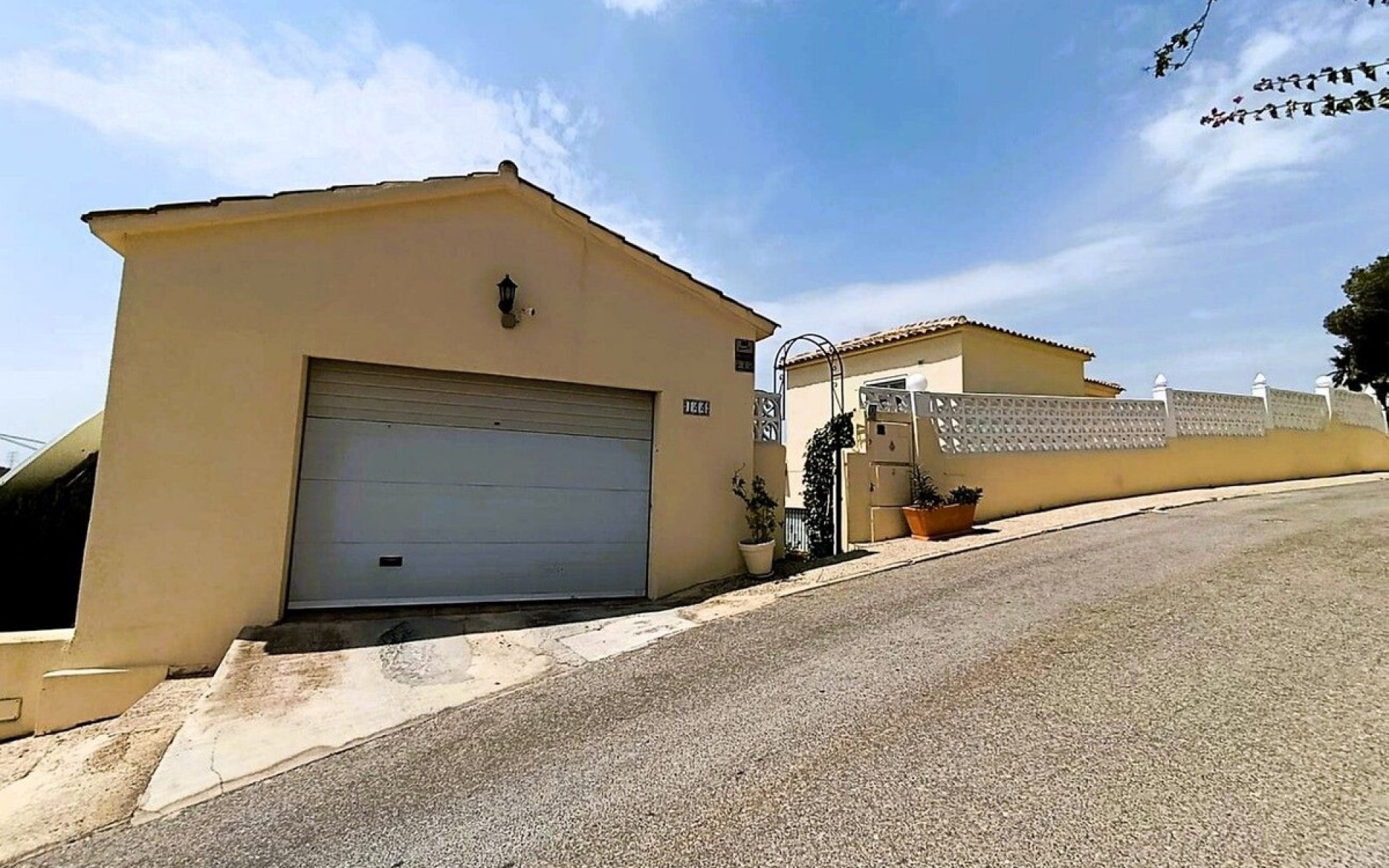 Resale - Villa - Orihuela - Orihuela Costa