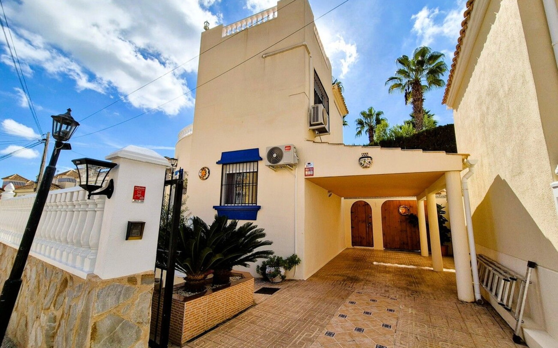 Resale - Villa - Orihuela - Orihuela Costa