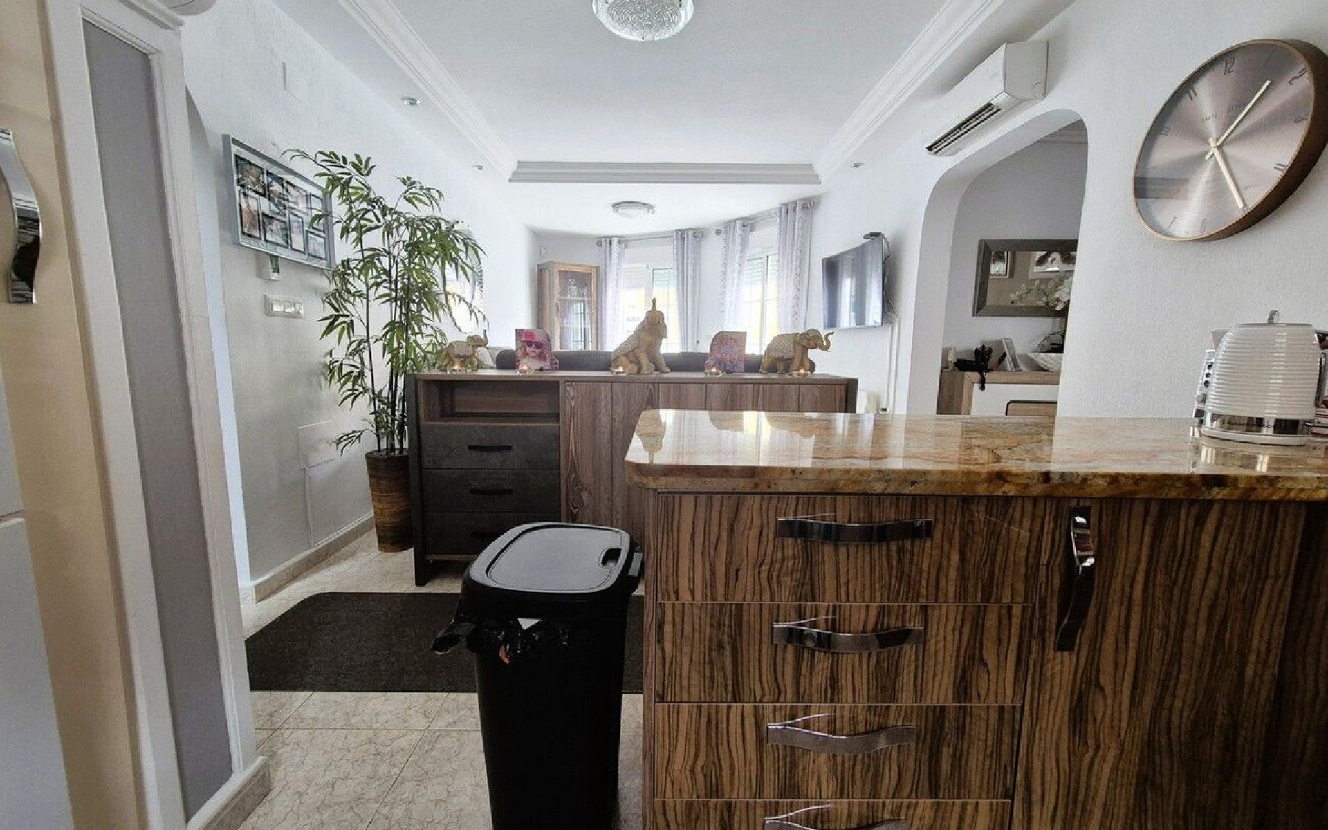Resale - Villa - Orihuela - Orihuela Costa