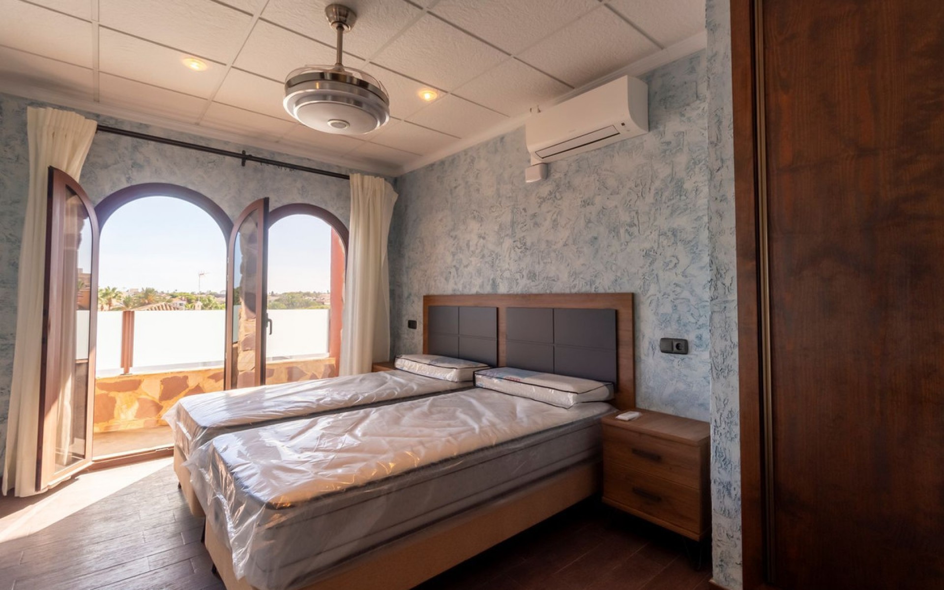 Resale - Villa - Orihuela - Orihuela Costa