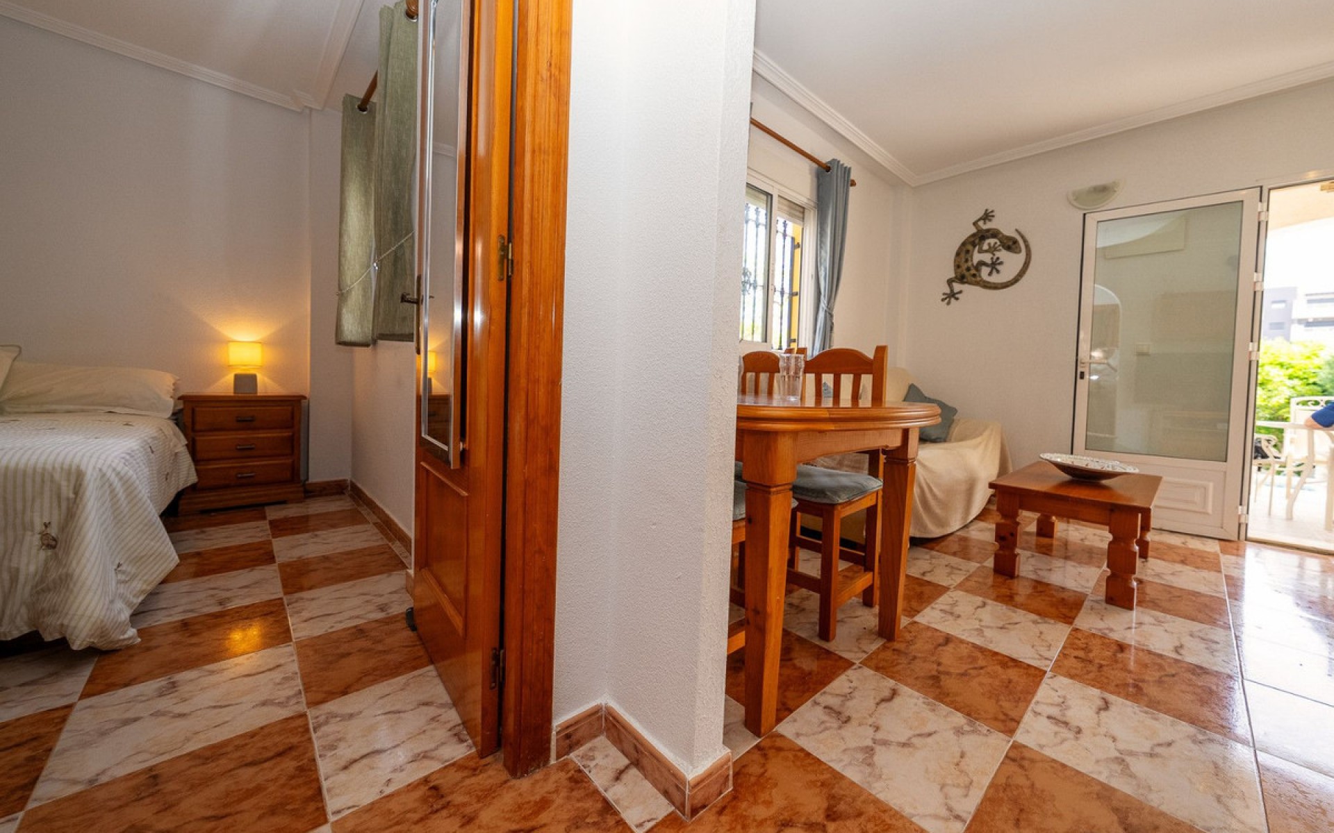 Resale - Villa - Orihuela - Orihuela Costa