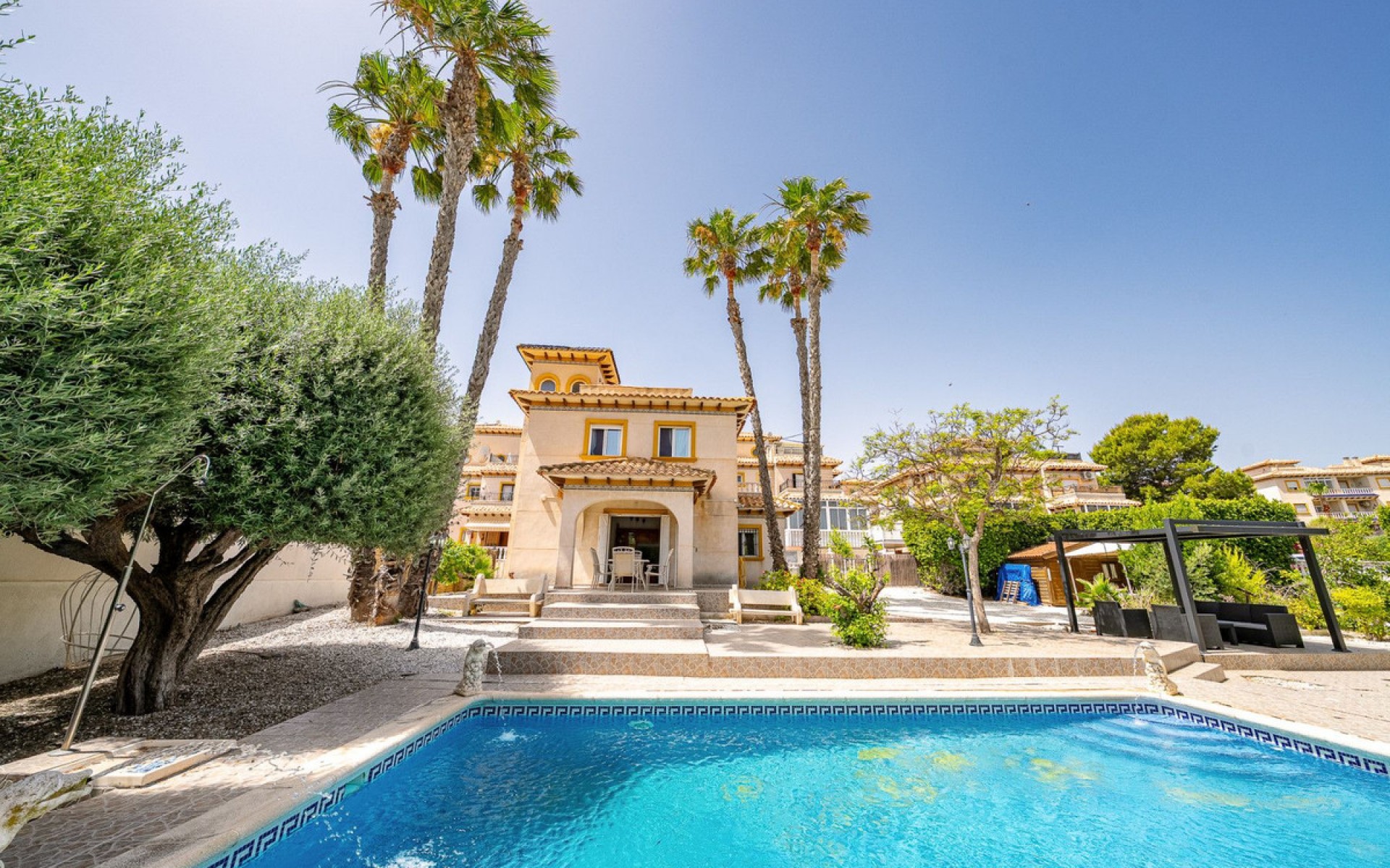 Resale - Villa - Orihuela - Orihuela Costa