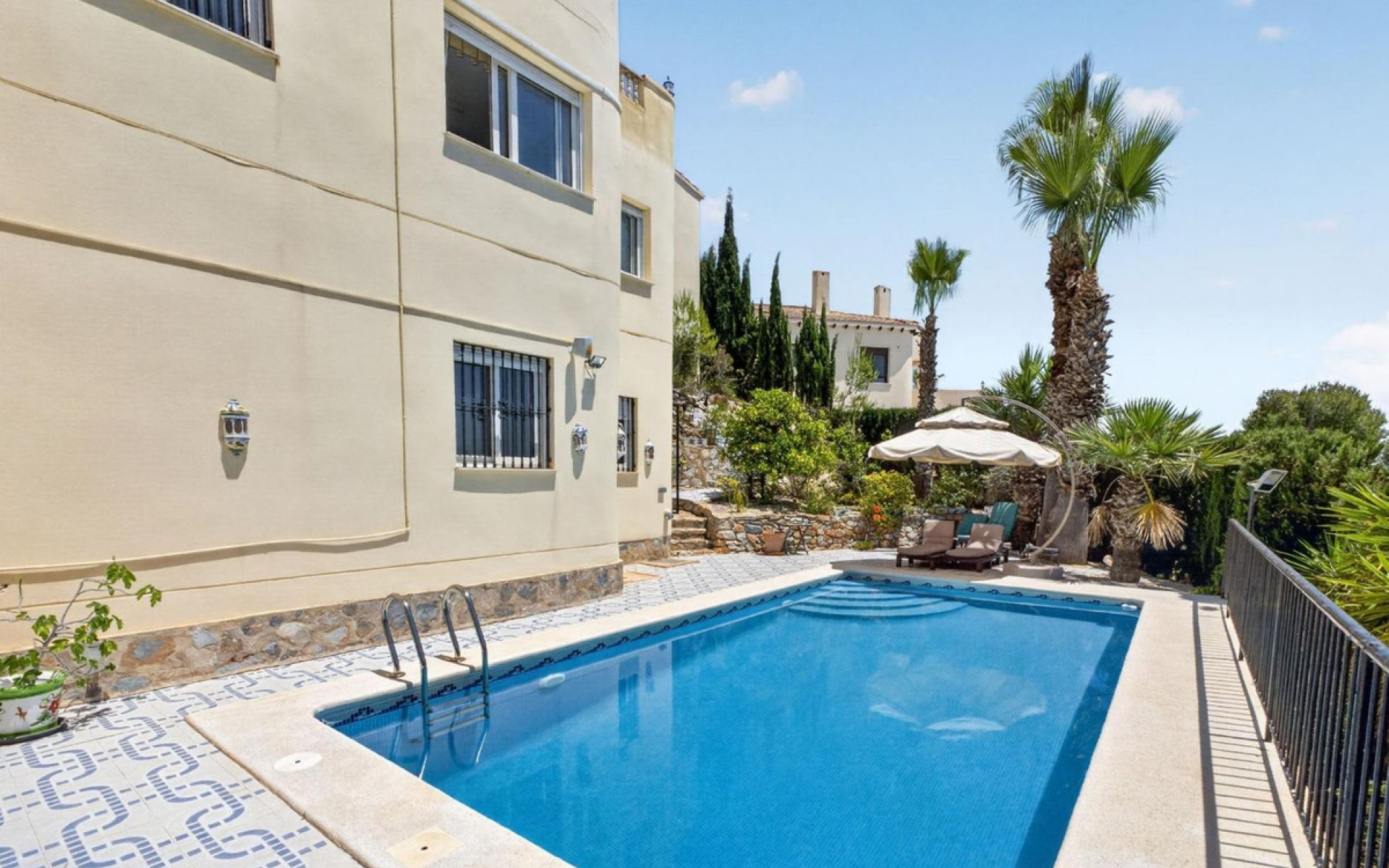 Resale - Villa - Orihuela - Orihuela Costa