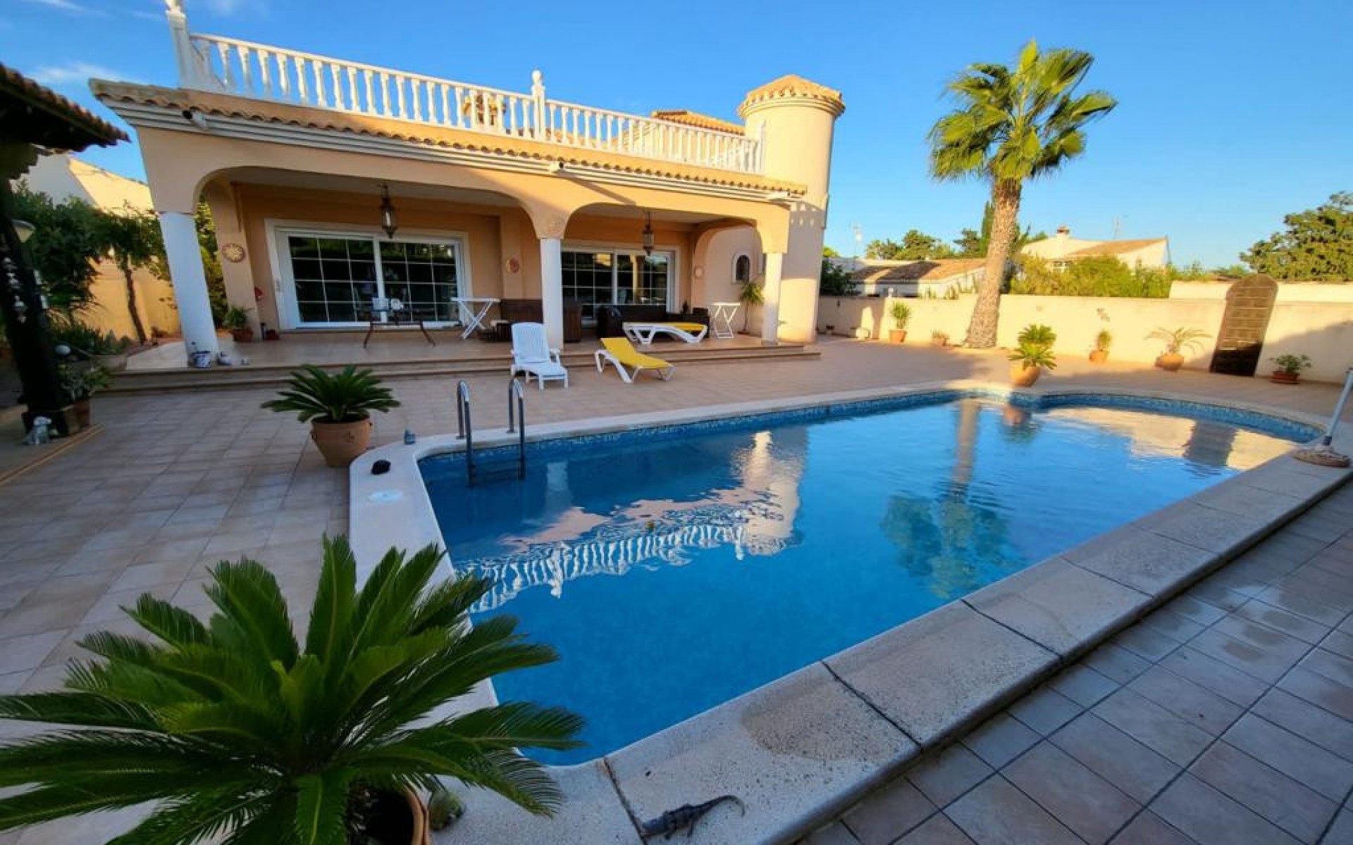 Resale - Villa - Orihuela - Playa Flamenca