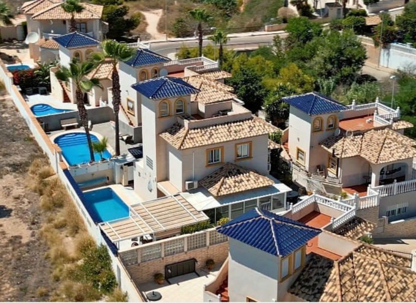 Resale - Villa - Orihuela - Playa Flamenca