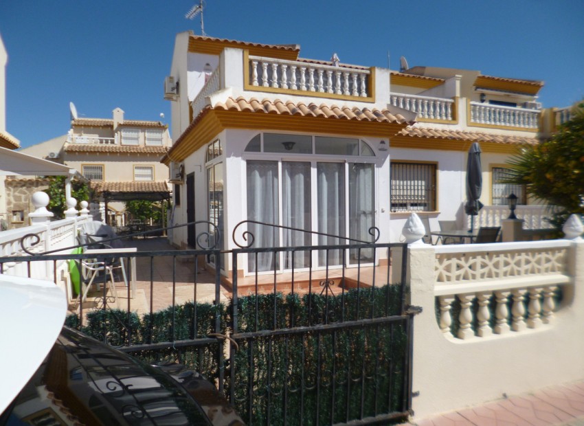 Resale - Villa - Orihuela - Playa Flamenca