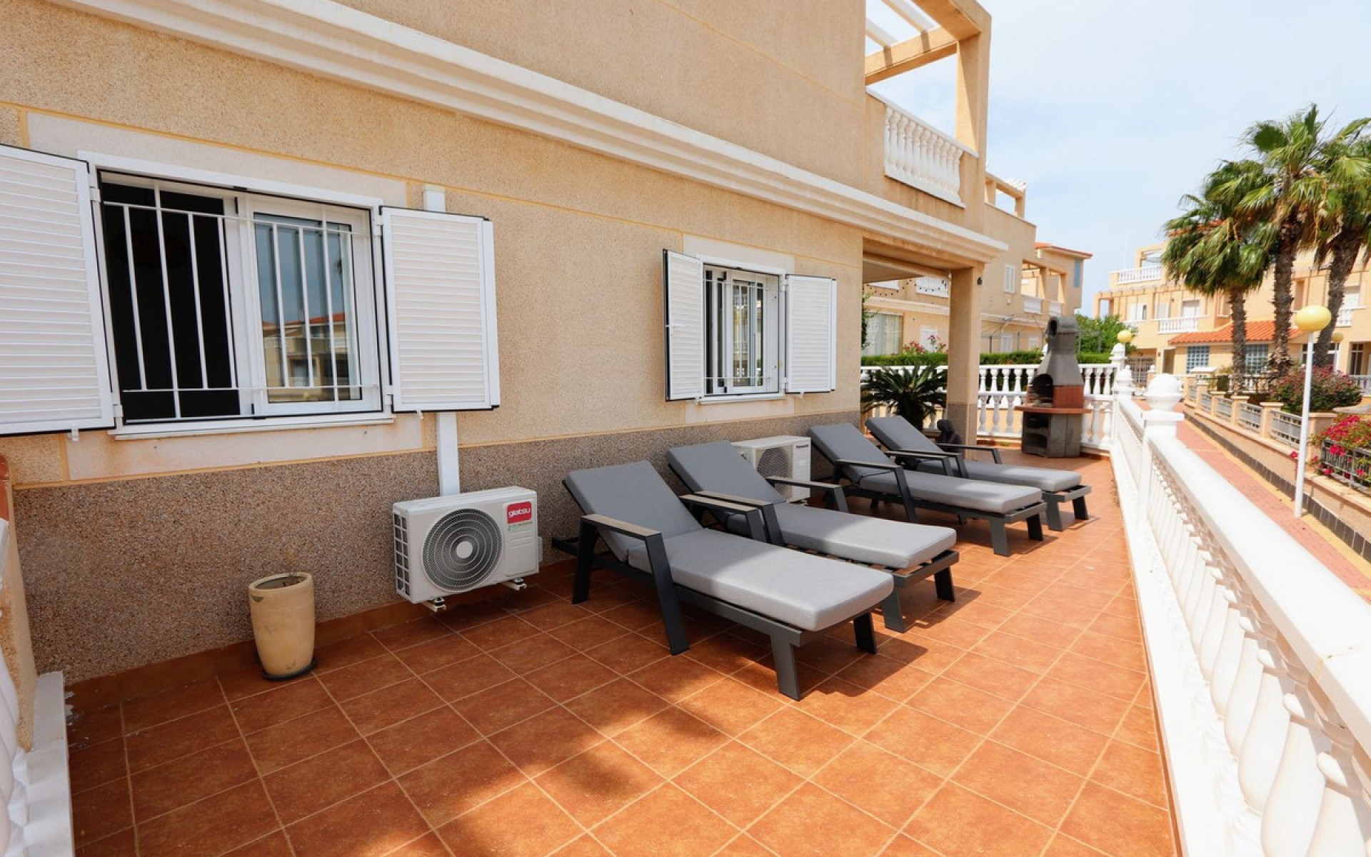 Resale - Villa - Orihuela - Playa Flamenca