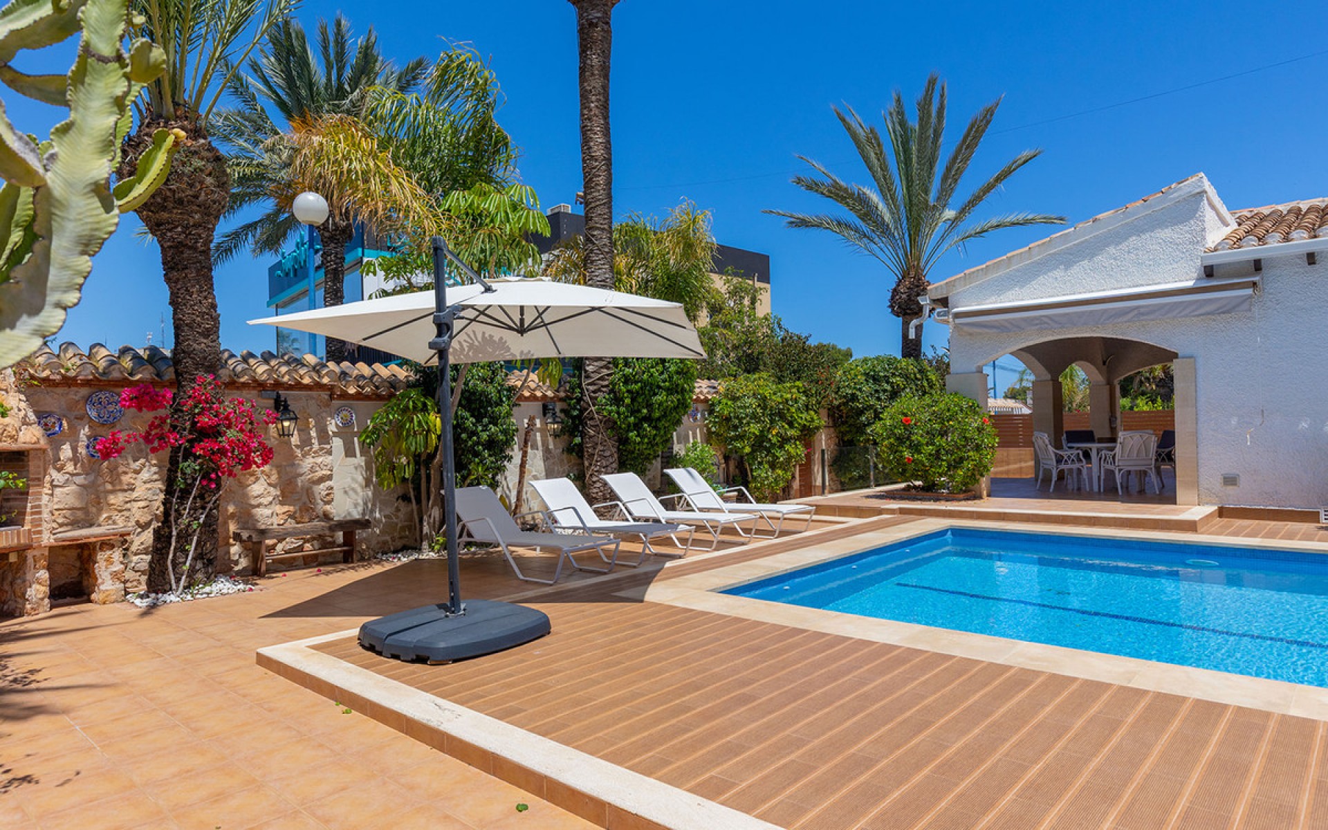 Resale - Villa - Orihuela - Punta Prima