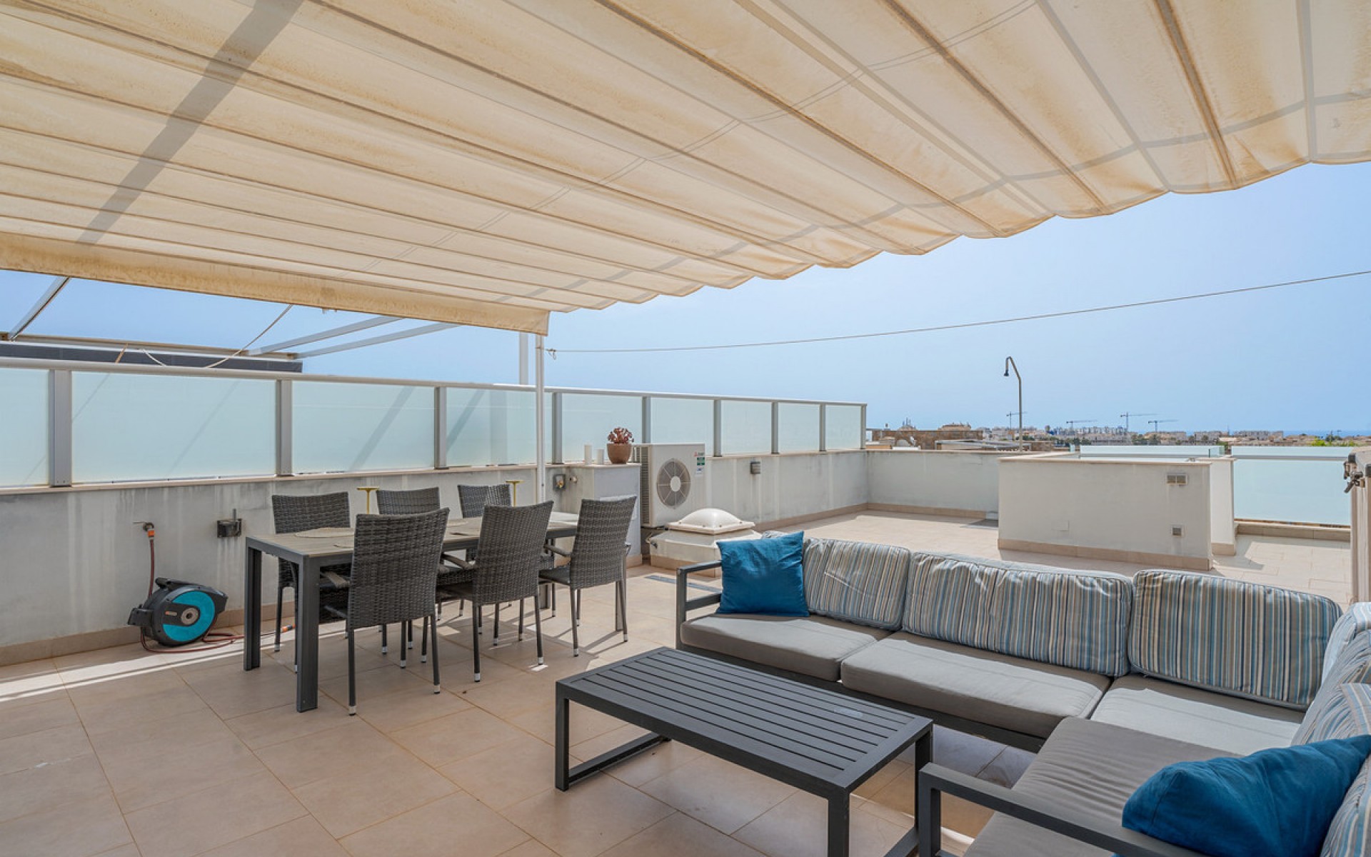 Resale - Villa - Orihuela - Punta Prima