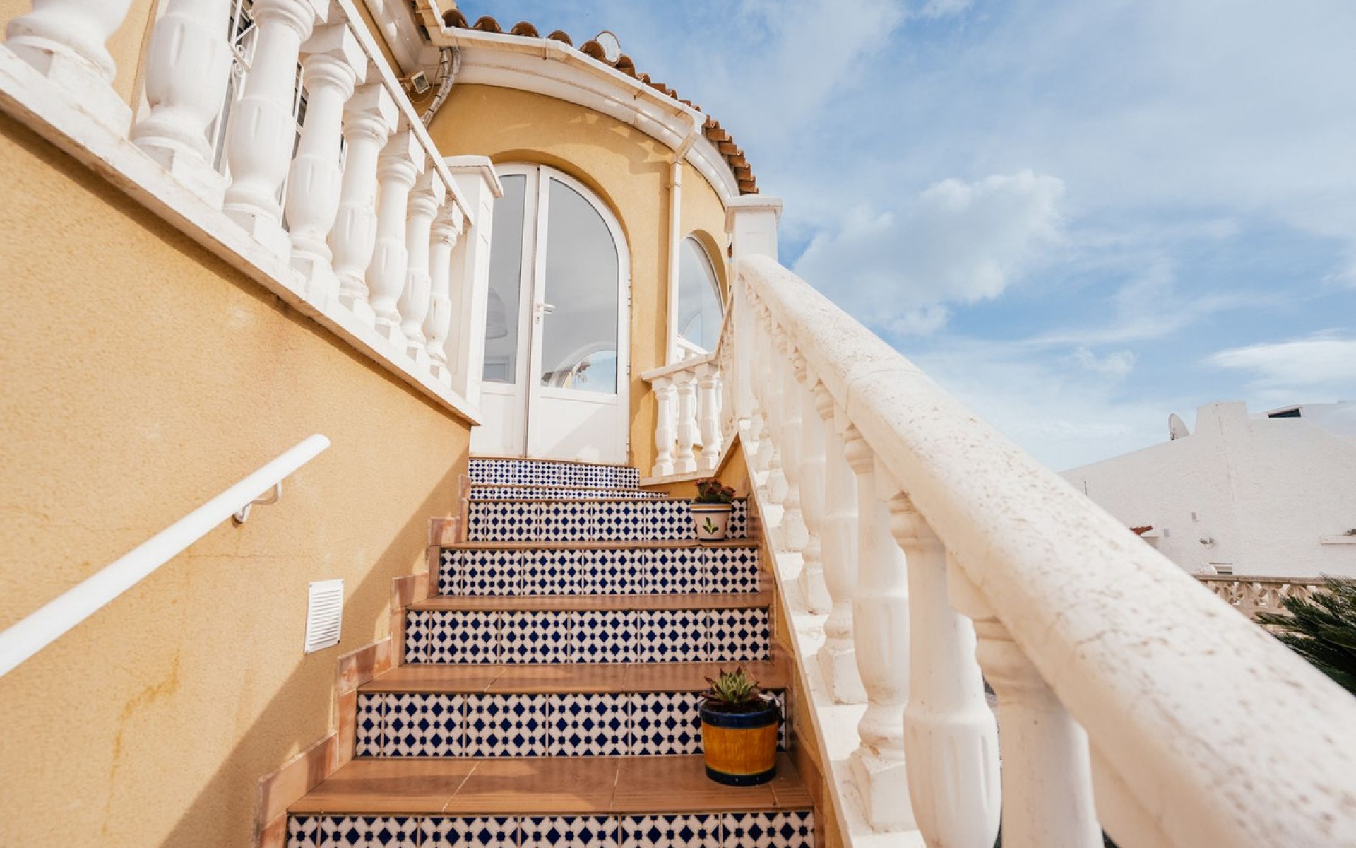 Resale - Villa - Orihuela - Villamartin