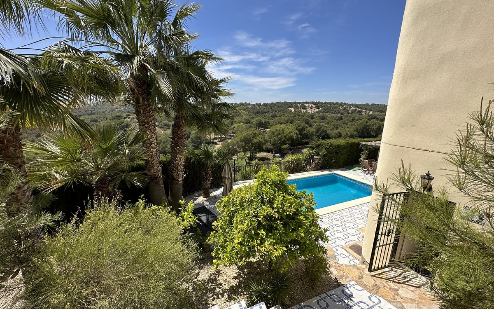 Resale - Villa - Orihuela - Villamartin