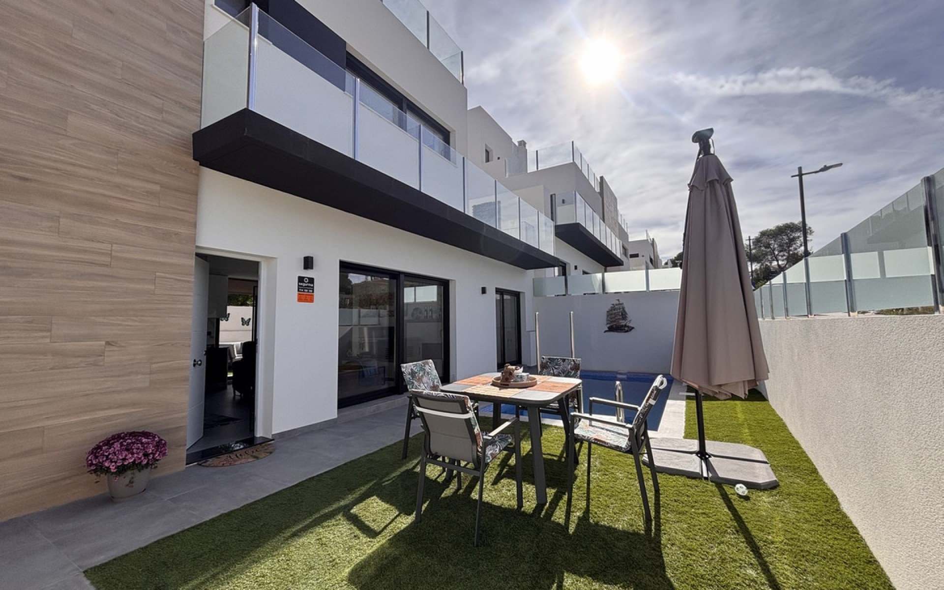 Resale - Villa - Orihuela - Villamartin
