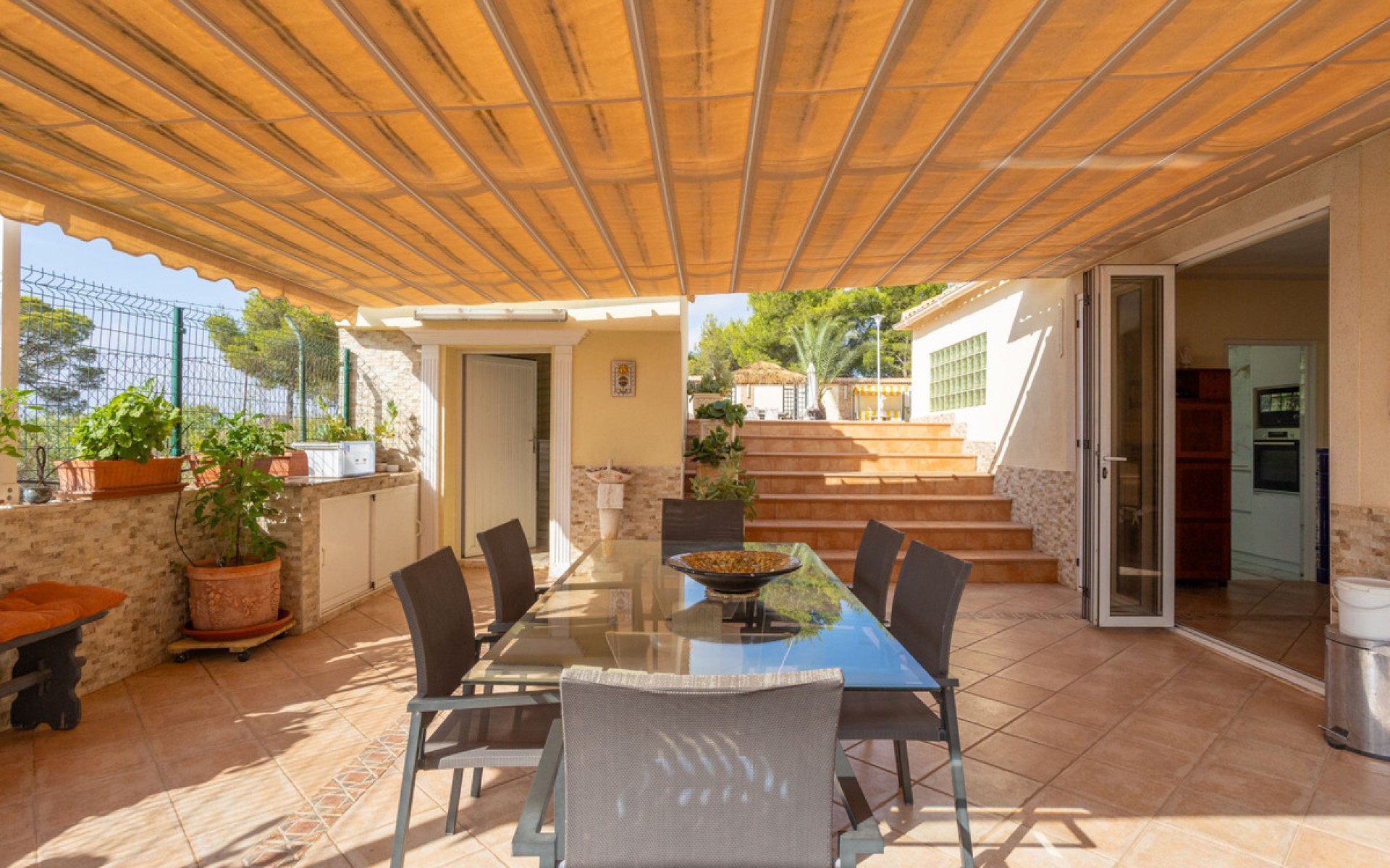 Resale - Villa - Orihuela - Villamartin