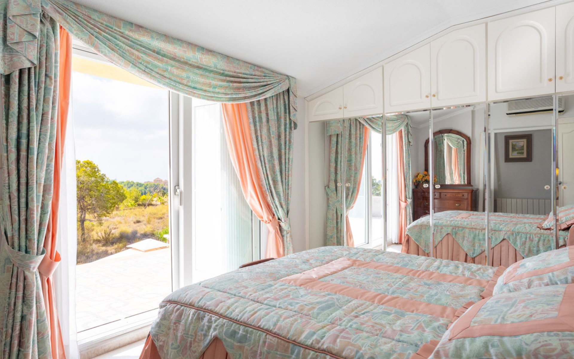 Resale - Villa - Orihuela - Villamartin