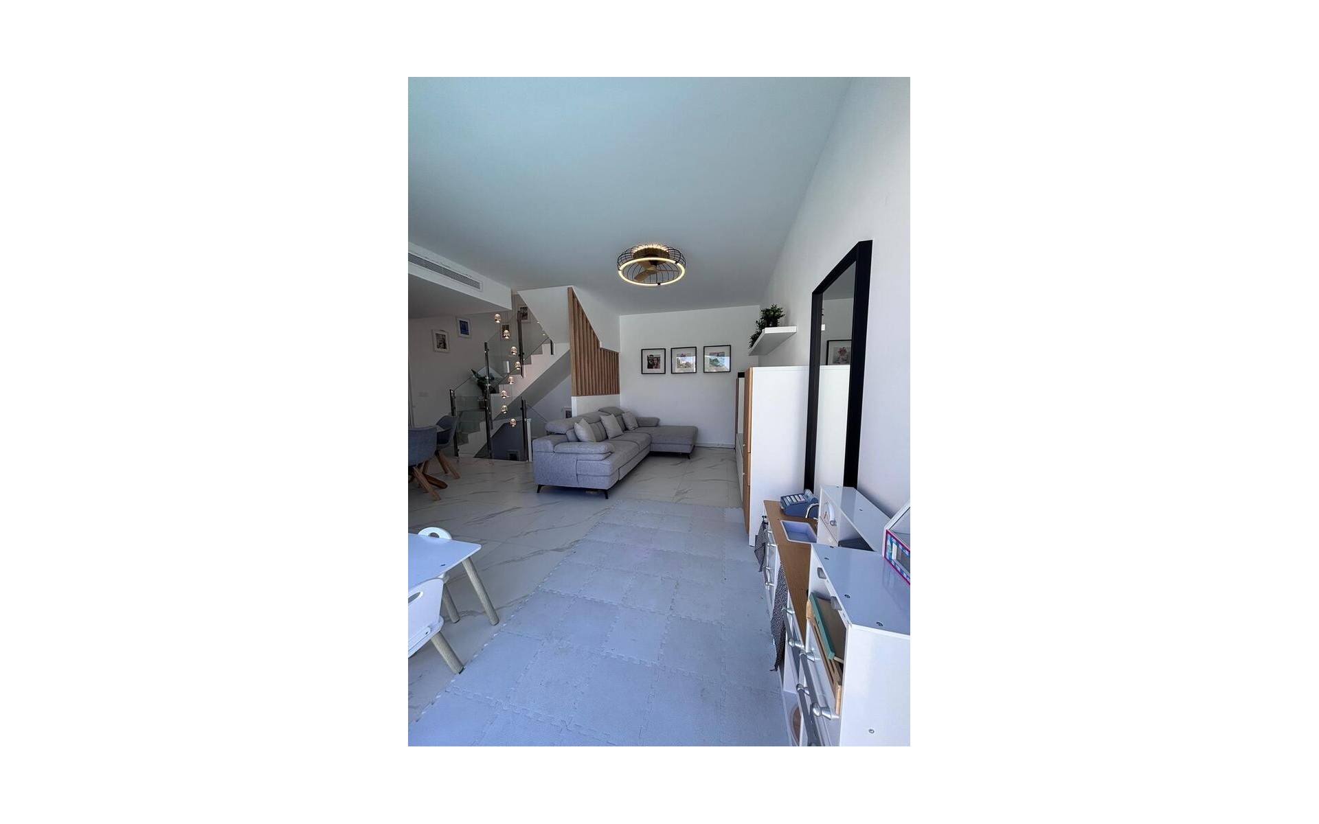 Resale - Villa - Orihuela - Villamartin