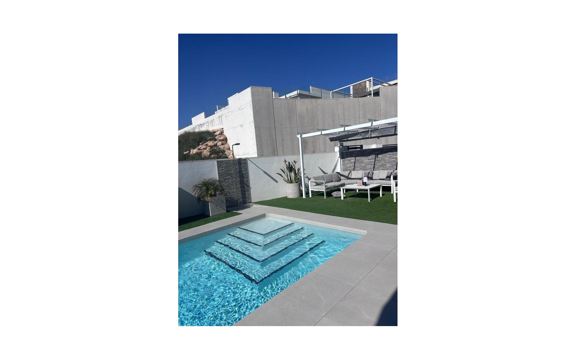 Resale - Villa - Orihuela - Villamartin